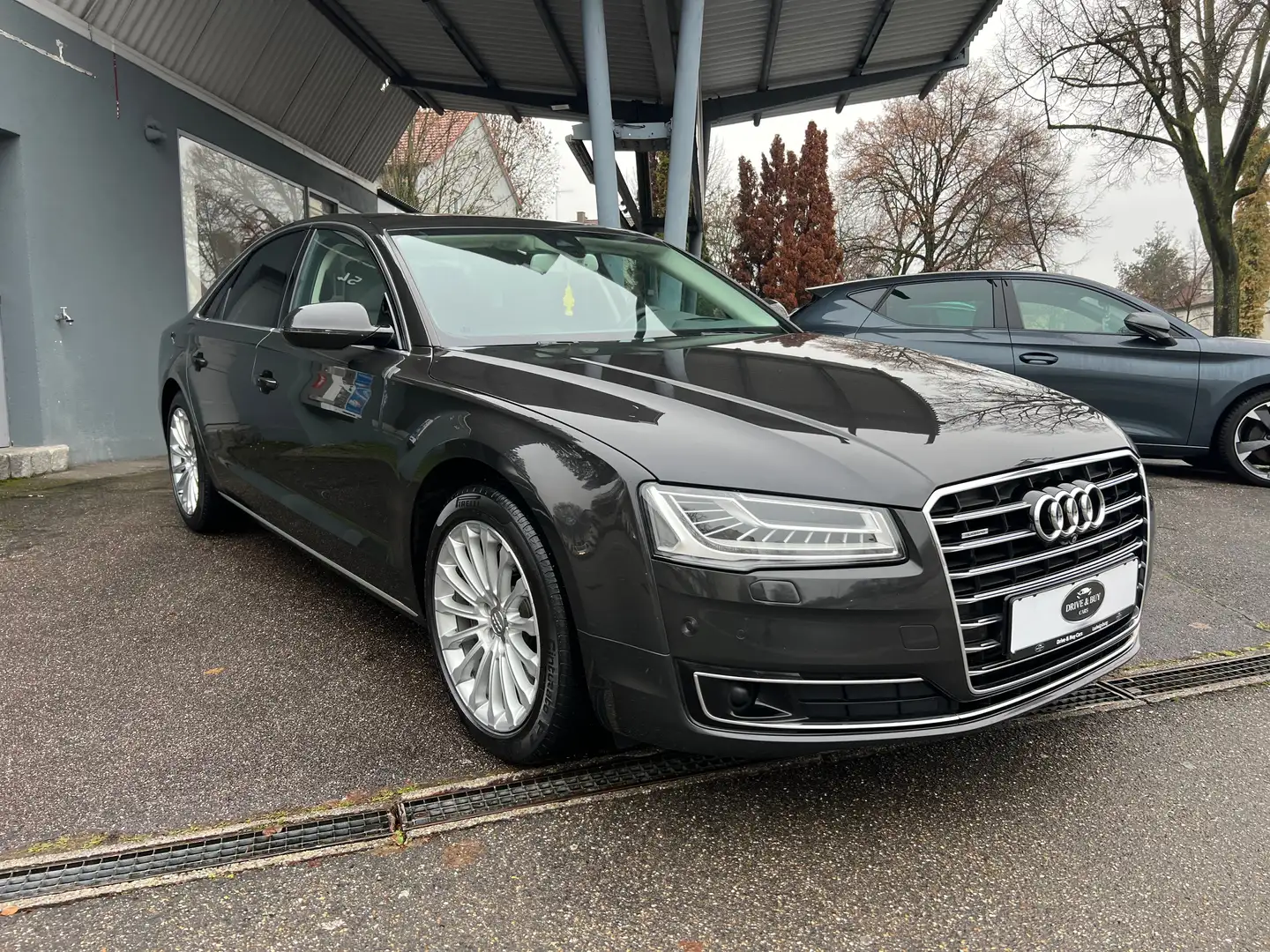 Audi A8 3.0 TDI quattro Grau - 2