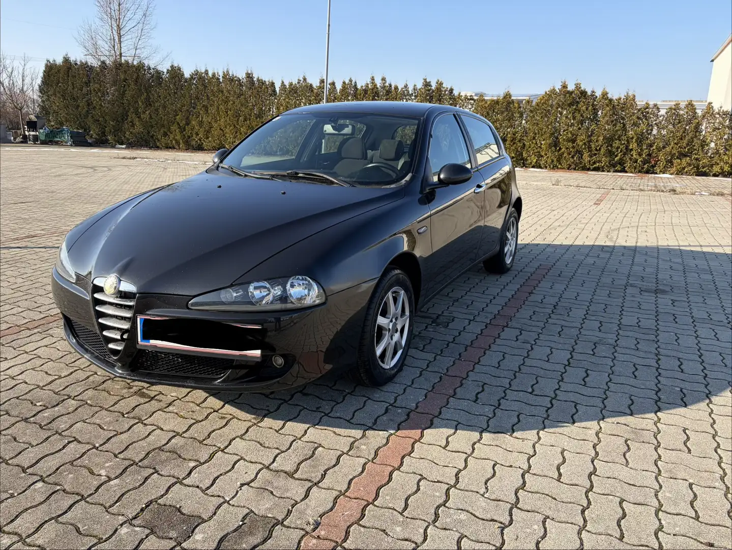 Alfa Romeo 147 1,9 JTD Distinctive - 2