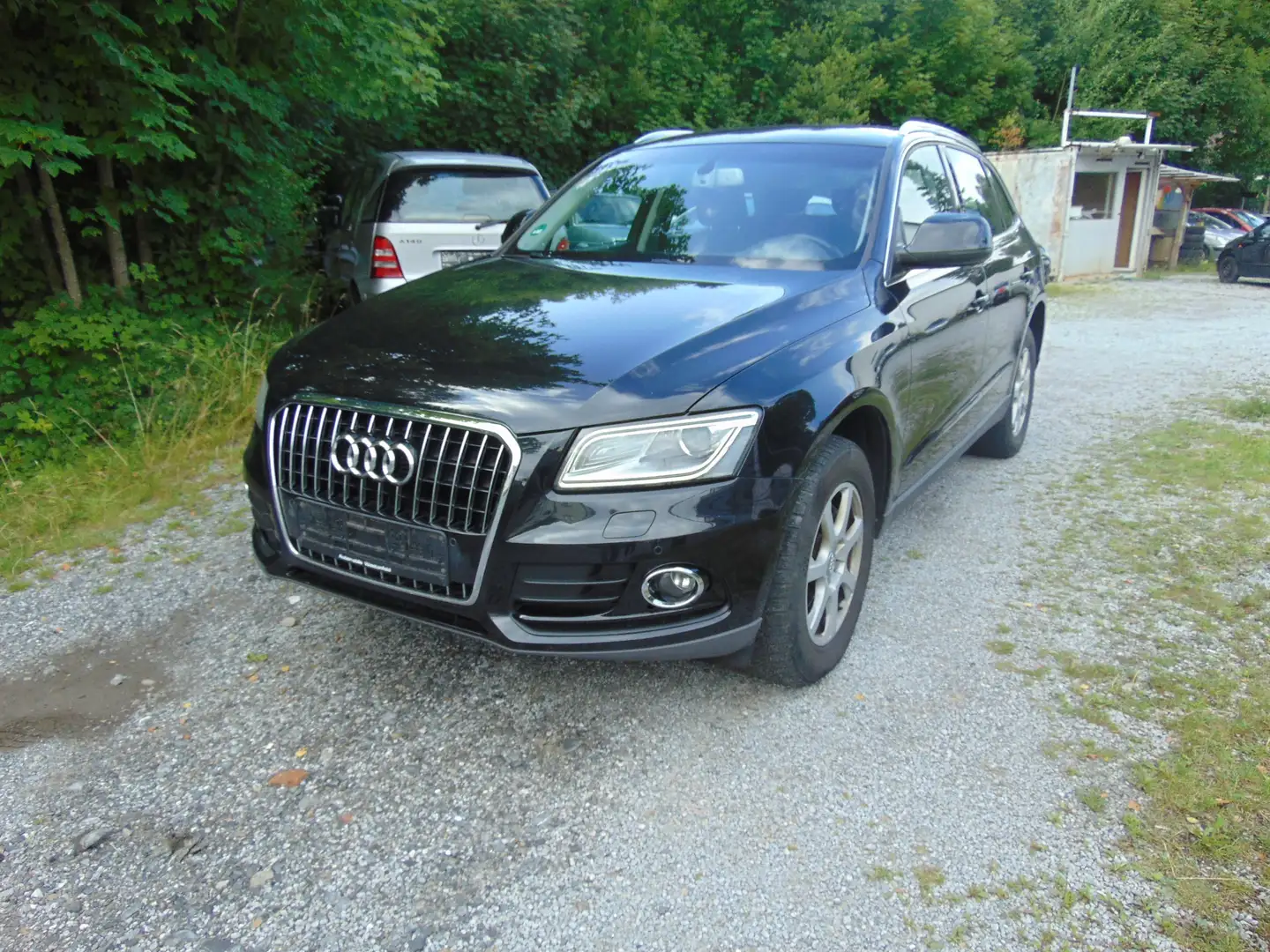 Audi Q5 2.0 TDI (130 kW) quattro Schwarz - 2