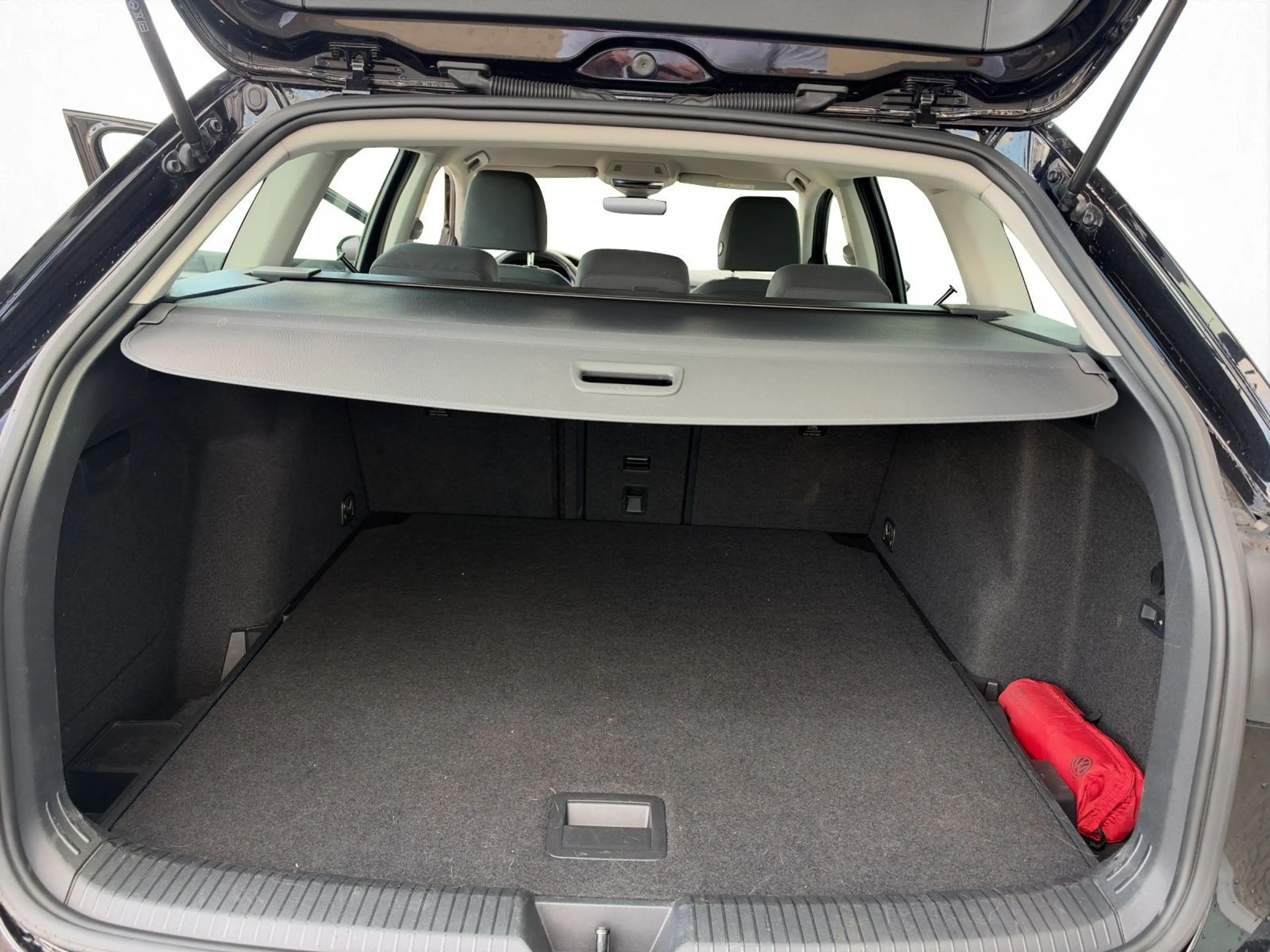 Volkswagen Golf Variant 1.5 TSI DSG Life*AHK*ACC*Navi*DAB+ — photo 14