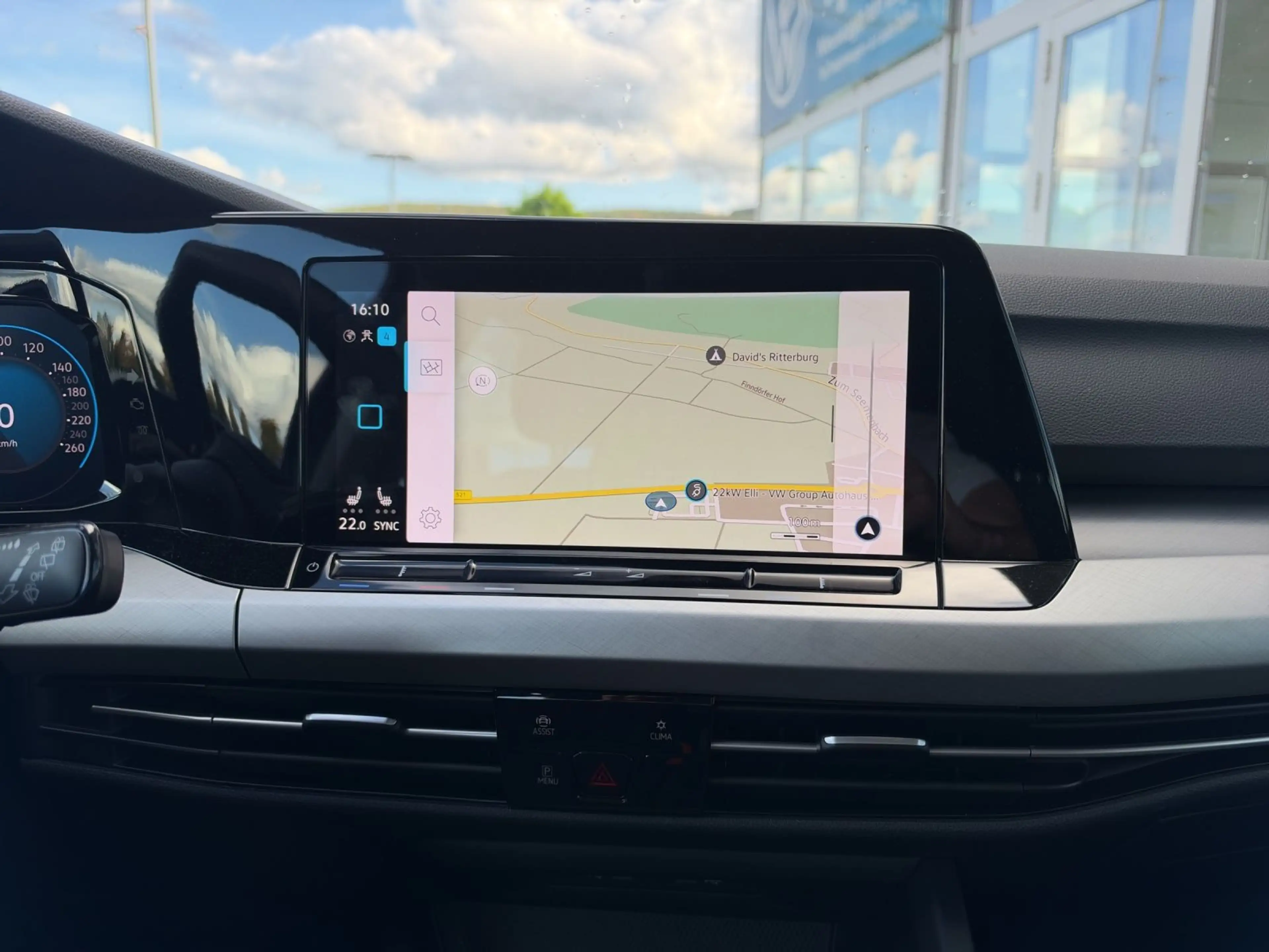 Volkswagen Golf Variant 1.5 TSI DSG Life*AHK*ACC*Navi*DAB+ — photo 8