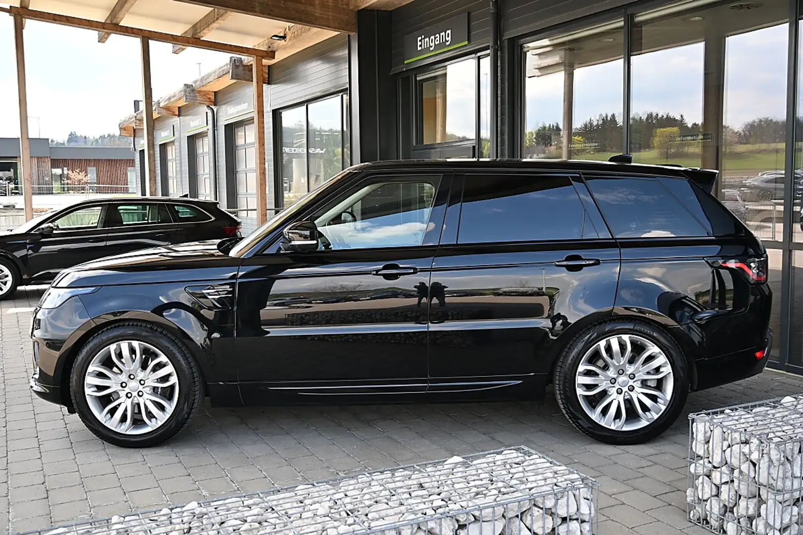 Land Rover Range Rover Sport P400e PHEV Plug-in Hybrid HSE ACC, MatrixLED, H... Schwarz - 2