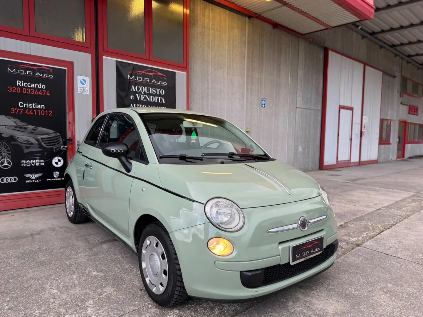 Fiat 500 1.2 Lounge Grün - 1