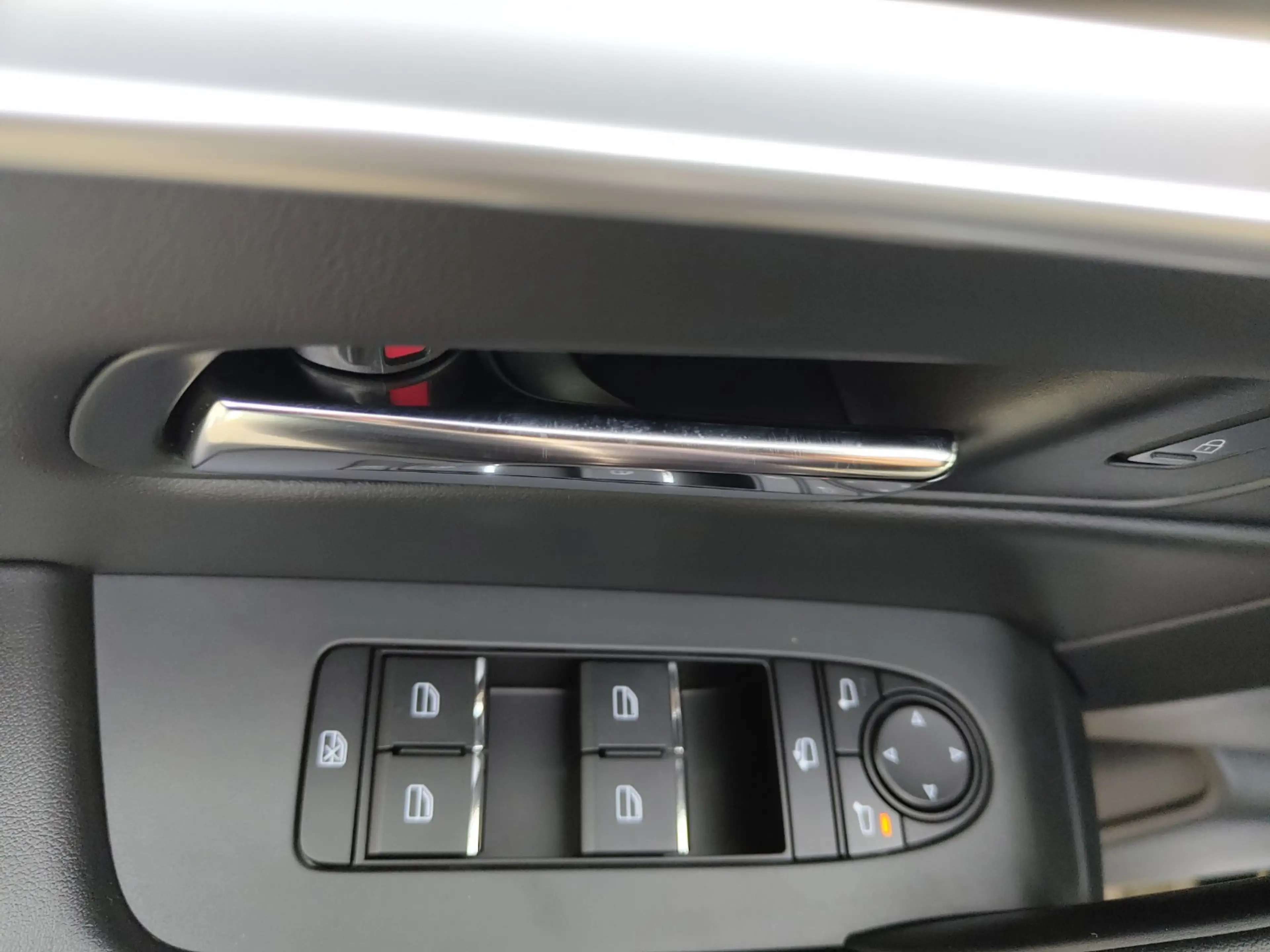 Mazda CX-80 3.3L e-SKYACTIV D 254ps Homura — photo 11