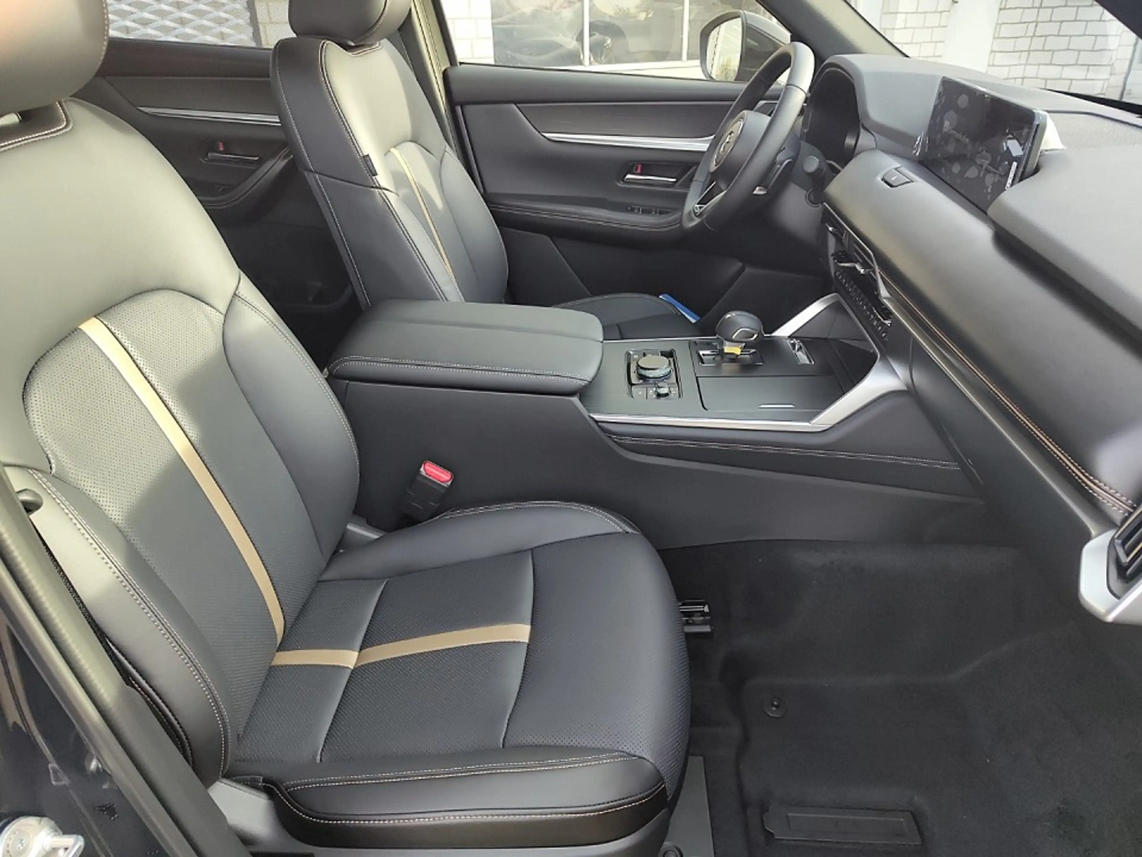 Mazda CX-80 3.3L e-SKYACTIV D 254ps Homura — photo 7