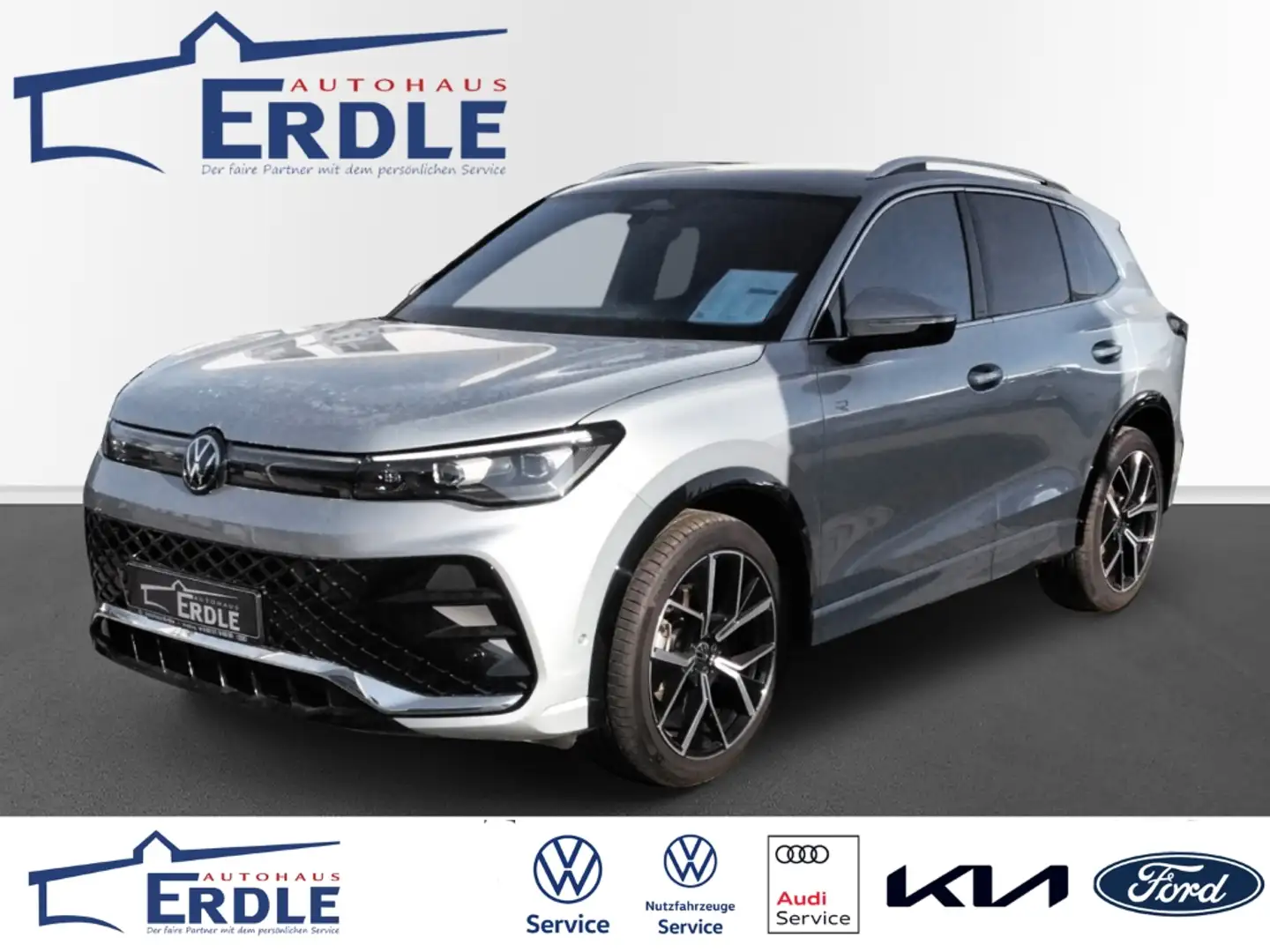 Volkswagen Tiguan R-Line 1.5 eTSI DSG *AHK *rearview *keyless Plateado - 1