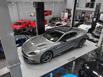 V12 – carbone bang & olufsen