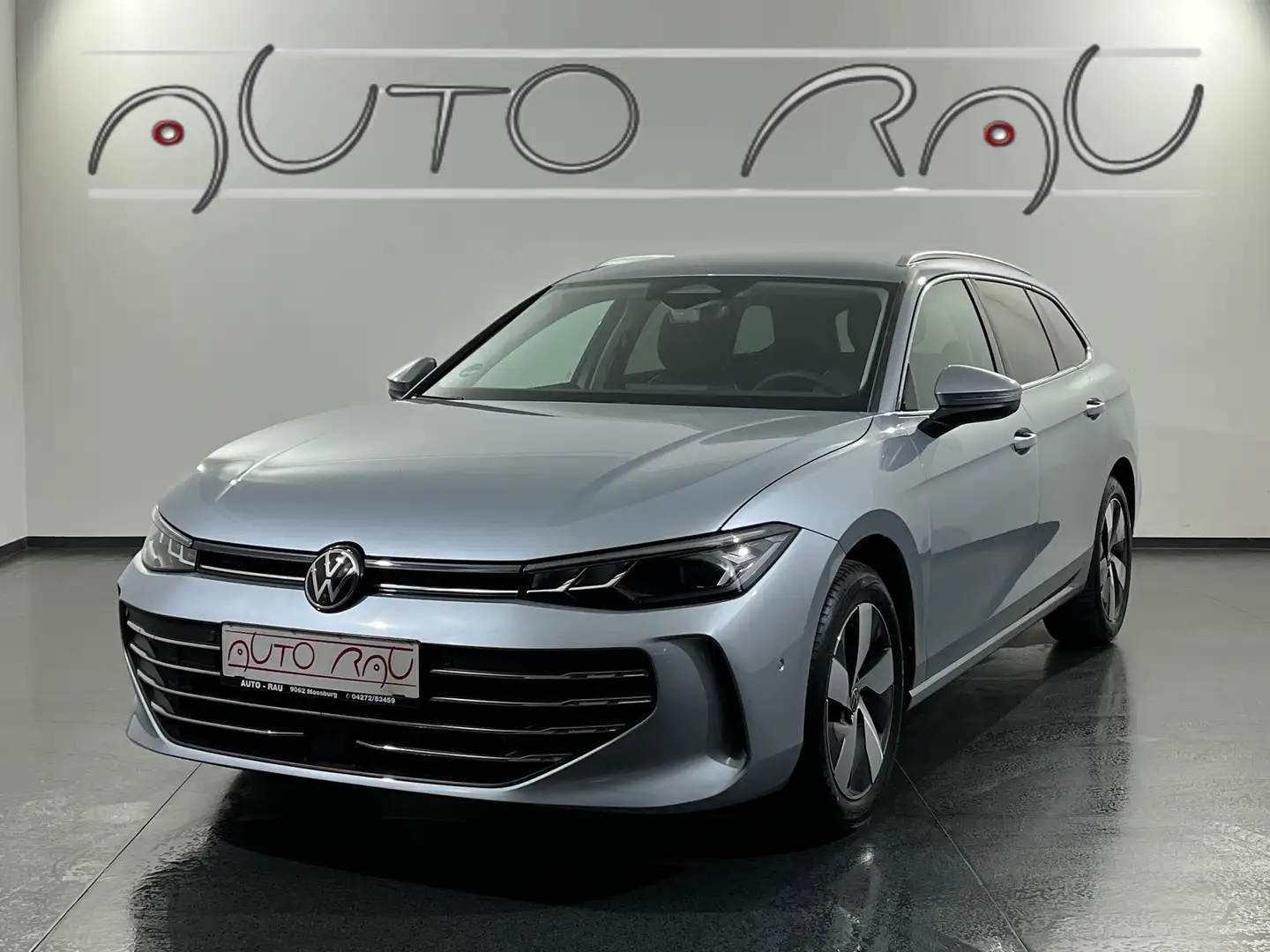 Volkswagen Passat Variant 1.5 eTSI Business DSG *LED*AHK*360CAM* Silber - 1