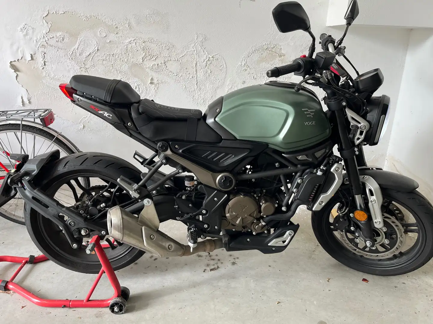 Voge 300AC Green - 1