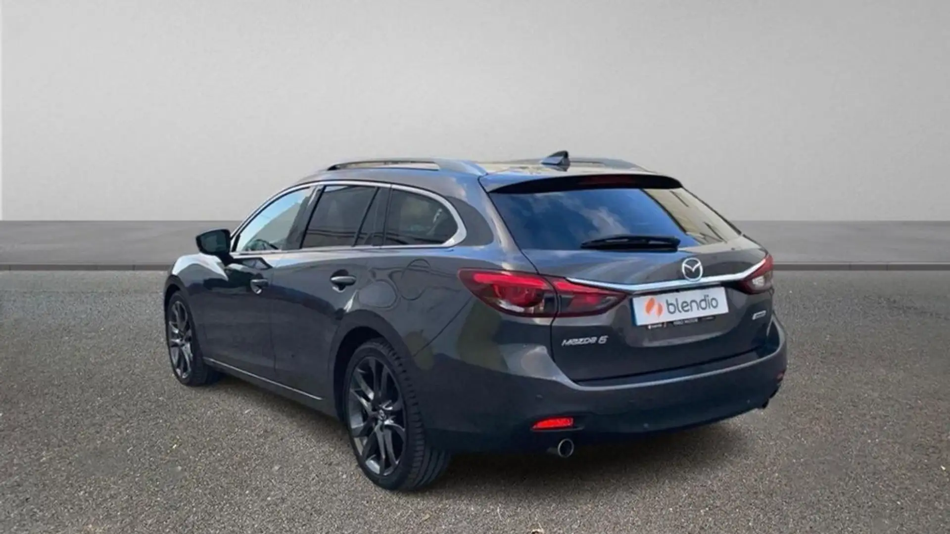 Mazda 6 2.2 DE 110KW LUXURY 150 5P Gris - 2