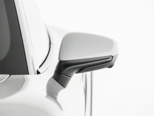 Porsche Taycan view 14