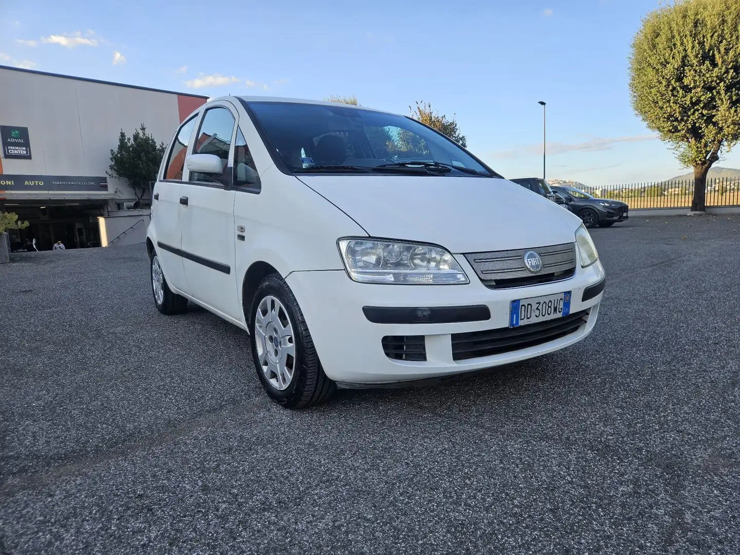 Fiat Idea Idea 1.2 16v Weiß - 1