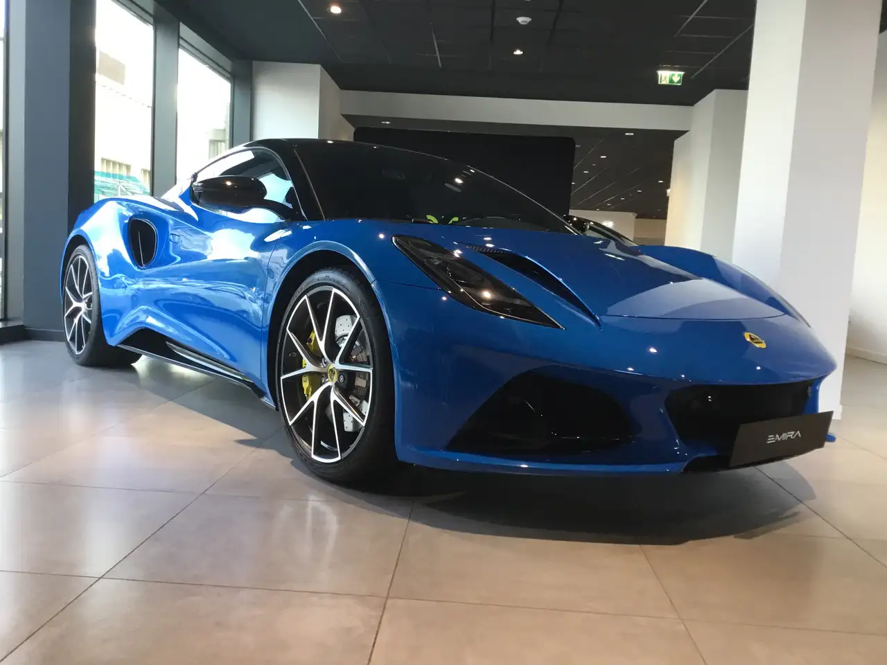 Lotus Emira 2025