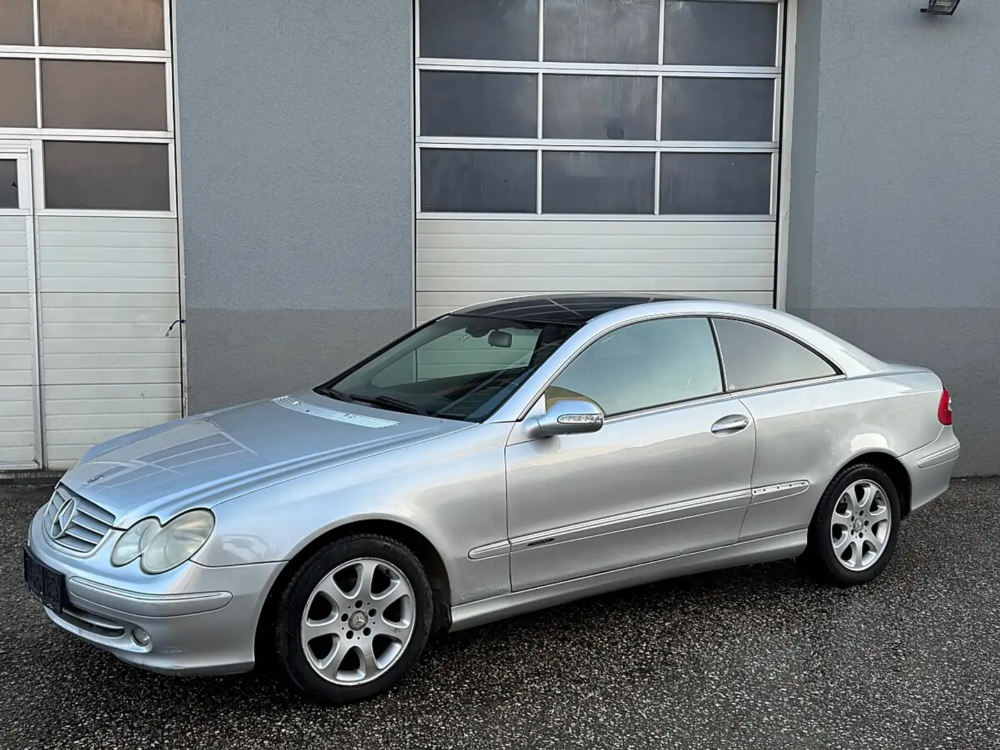 Mercedes-Benz CLK 200 Kompressor Elegance Aut. Silber - 2