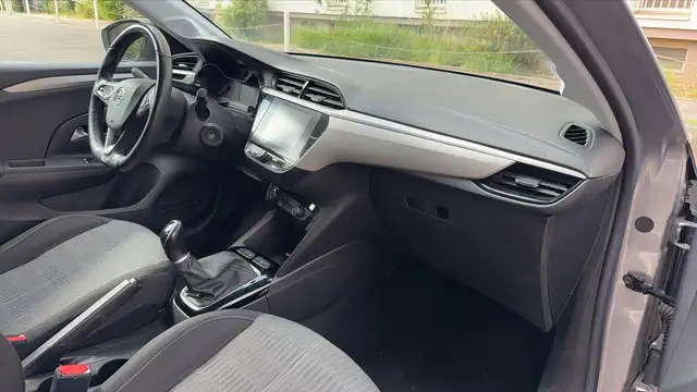 Opel Corsa view 10