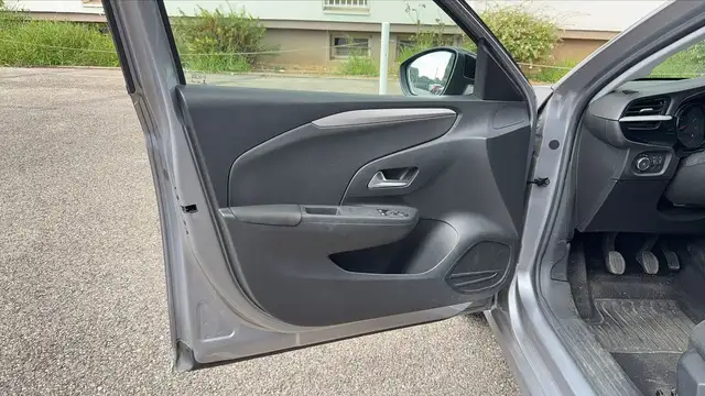 Opel Corsa view 7