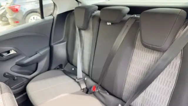 Opel Corsa view 9