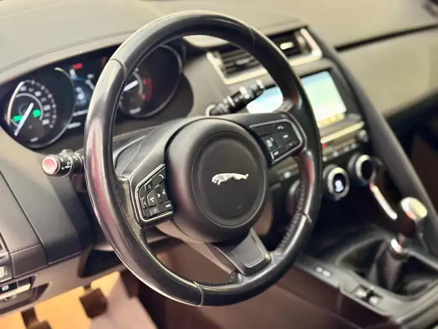 Jaguar E-Pace view 11