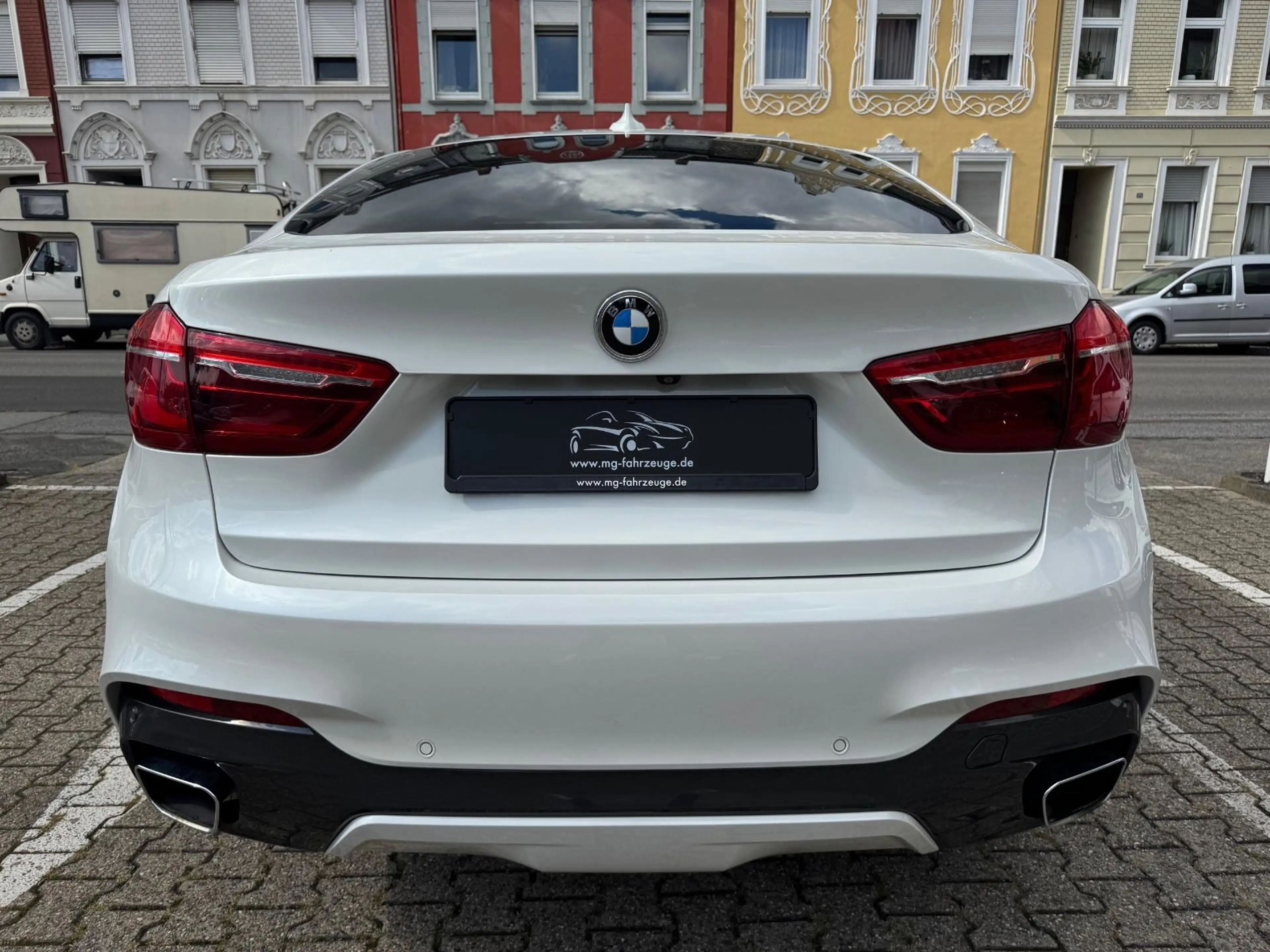 BMW X6 xDrive 30 d M-Sport LED HUD H&K AHK — photo 4