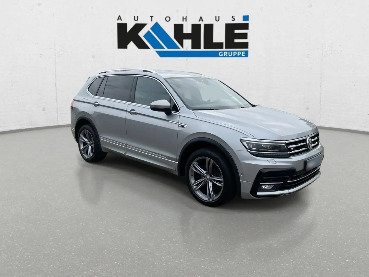 Volkswagen Tiguan Allspace 2.0 TDI 4Motion DSG Highline Plateado - 1