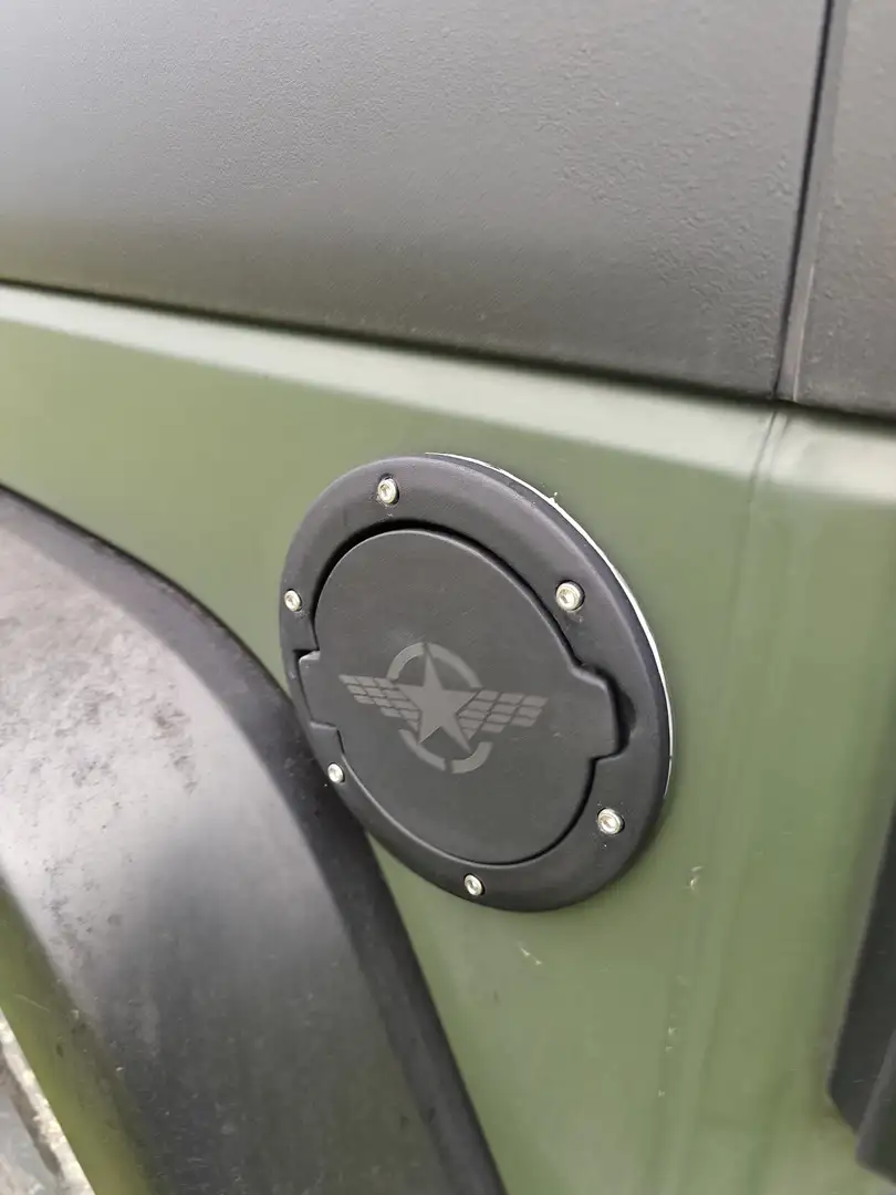 Jeep Wrangler 2.8 crd Sahara auto - 1