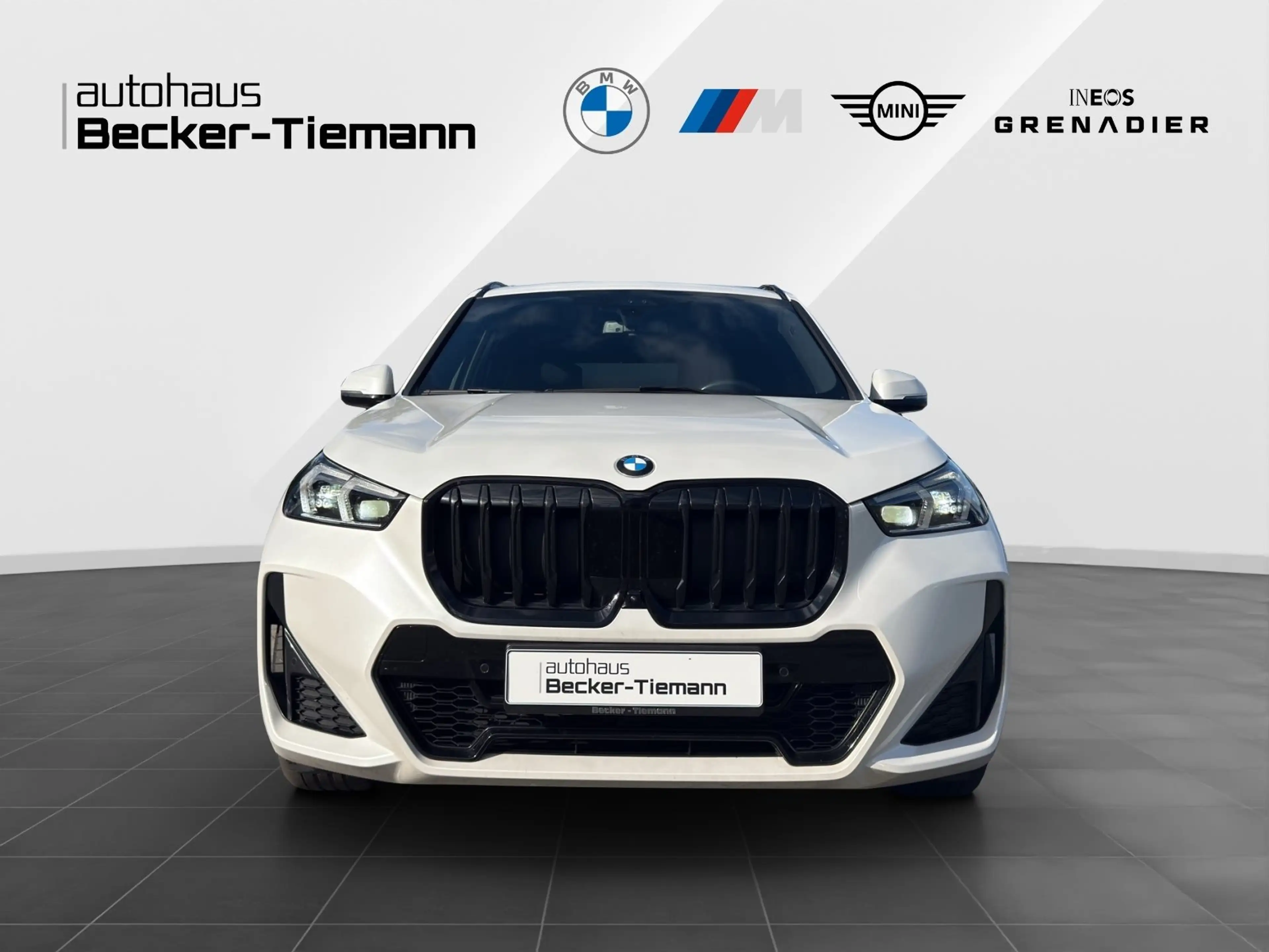BMW X1 xDrive23d *M SPORT*PANODACH*DRIVING PROF*ADAPT LED — photo 2