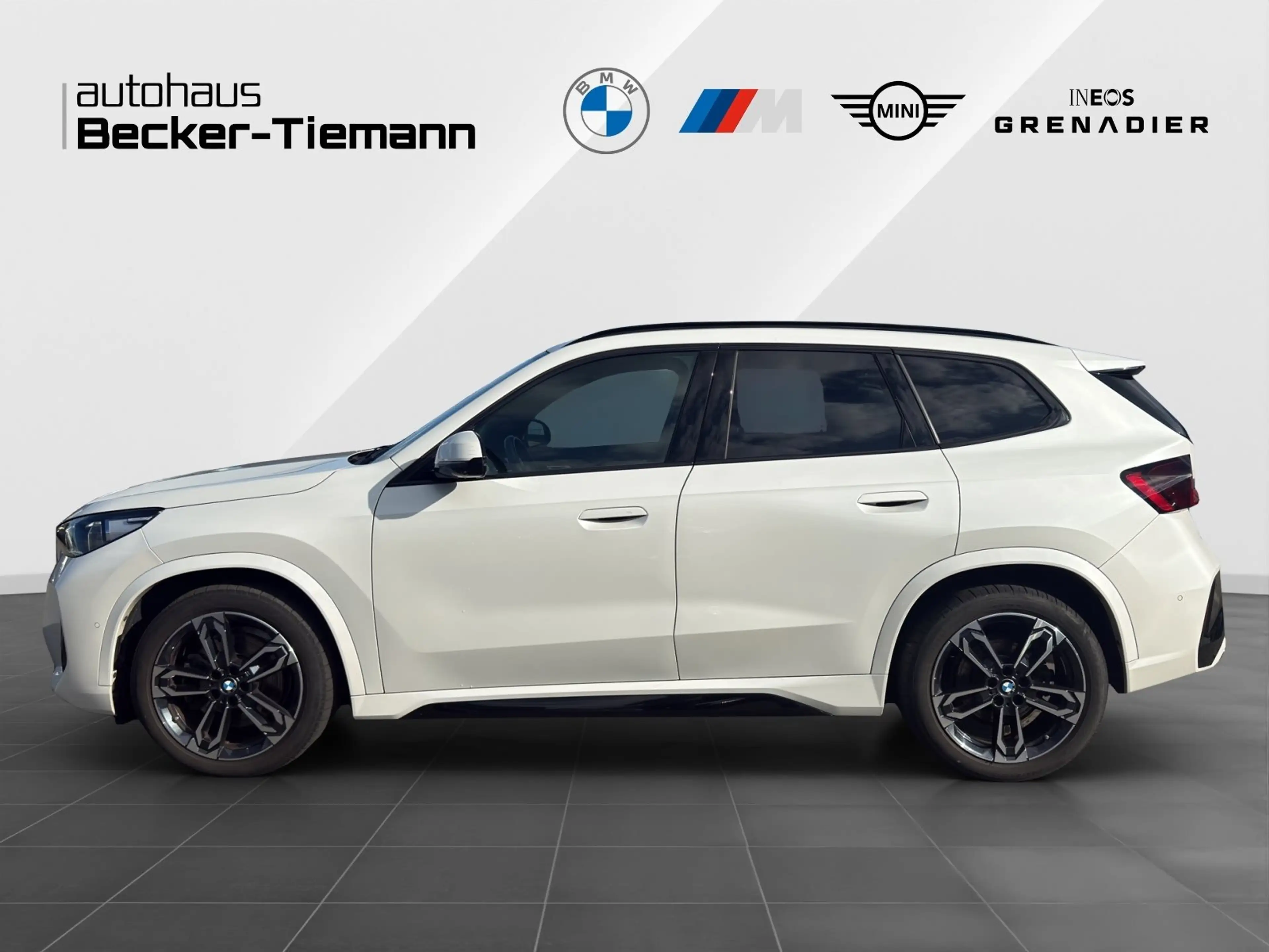 BMW X1 xDrive23d *M SPORT*PANODACH*DRIVING PROF*ADAPT LED — photo 3
