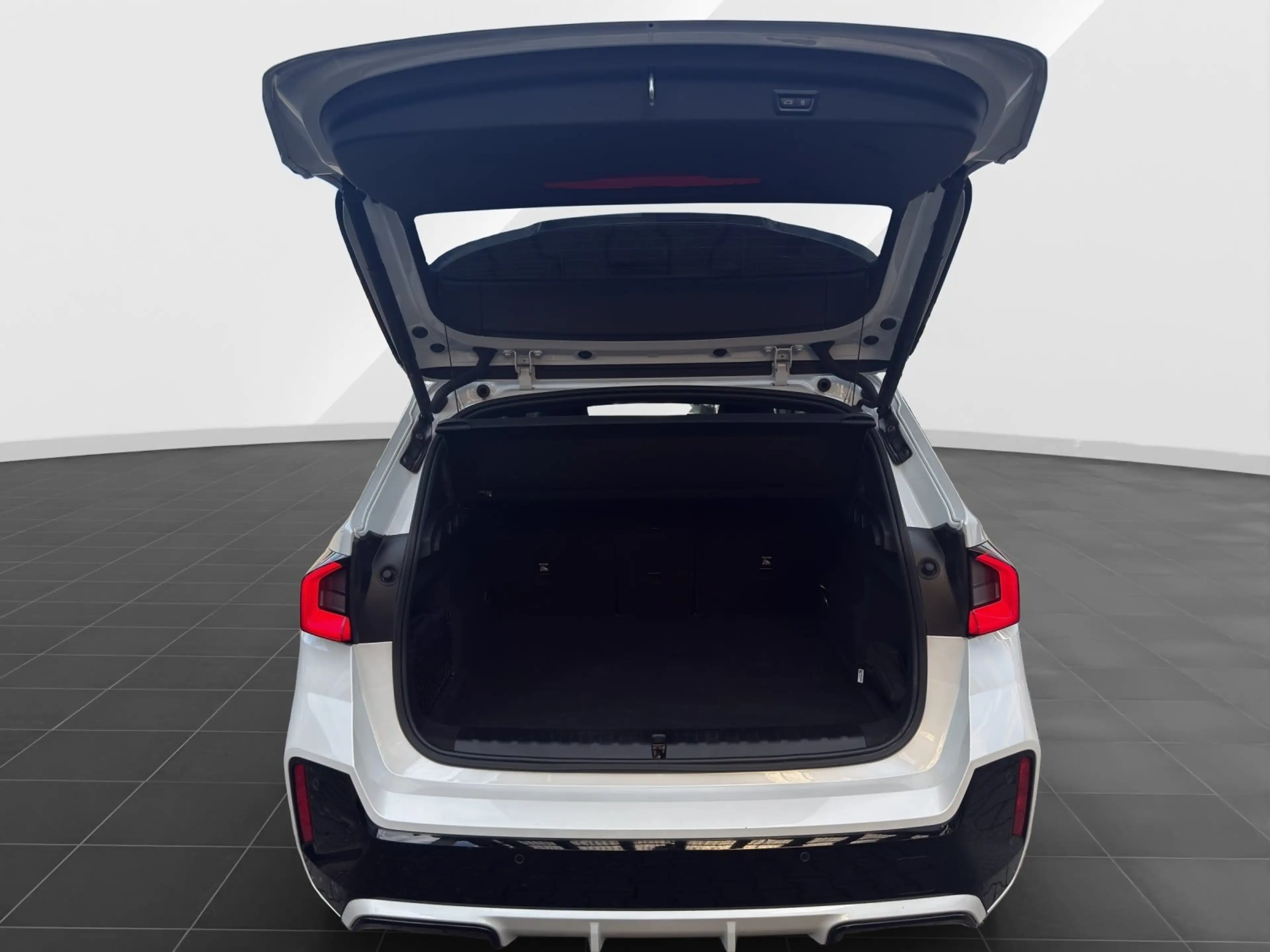 BMW X1 xDrive23d *M SPORT*PANODACH*DRIVING PROF*ADAPT LED — photo 14