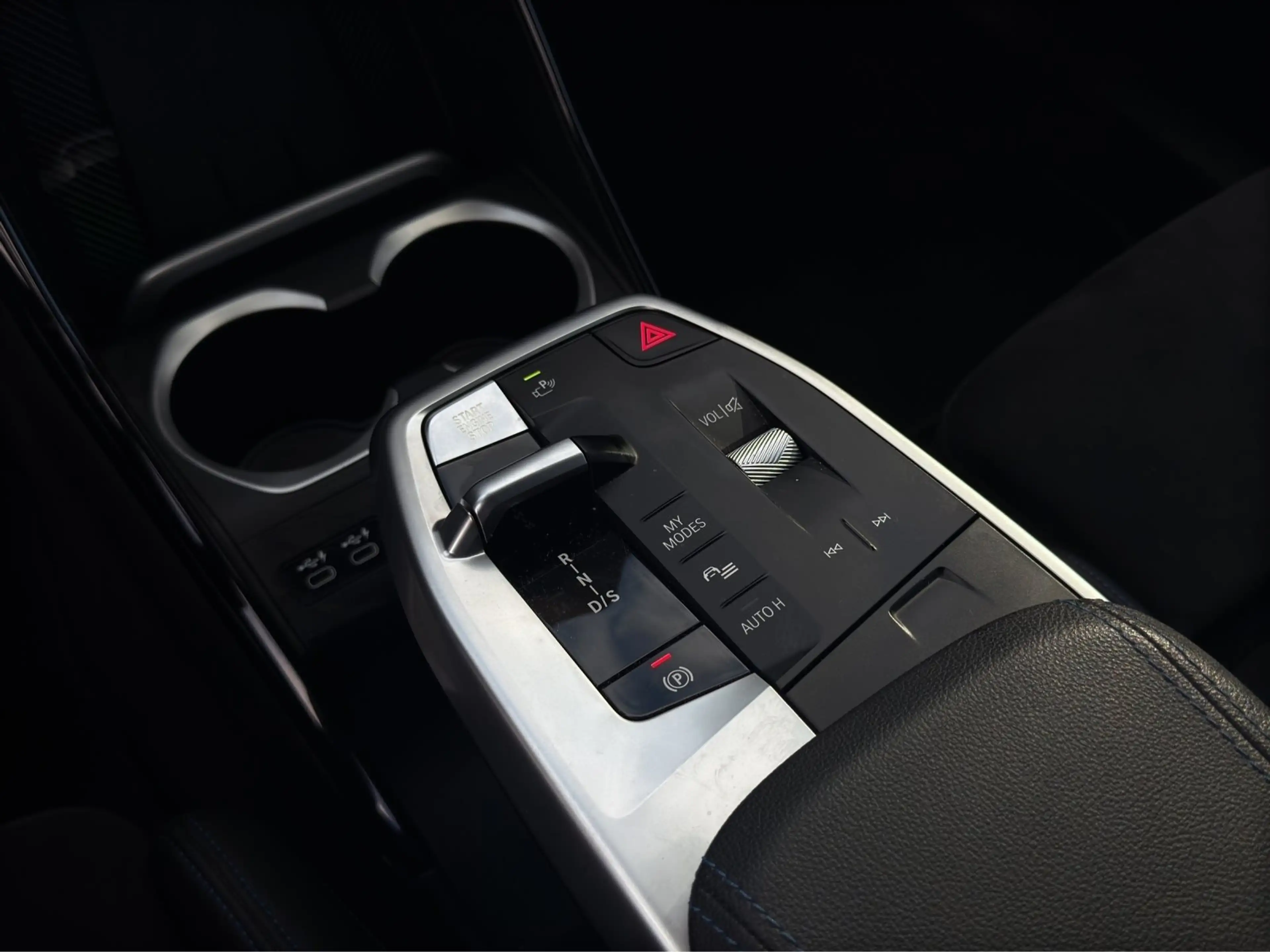 BMW X1 xDrive23d *M SPORT*PANODACH*DRIVING PROF*ADAPT LED — photo 18