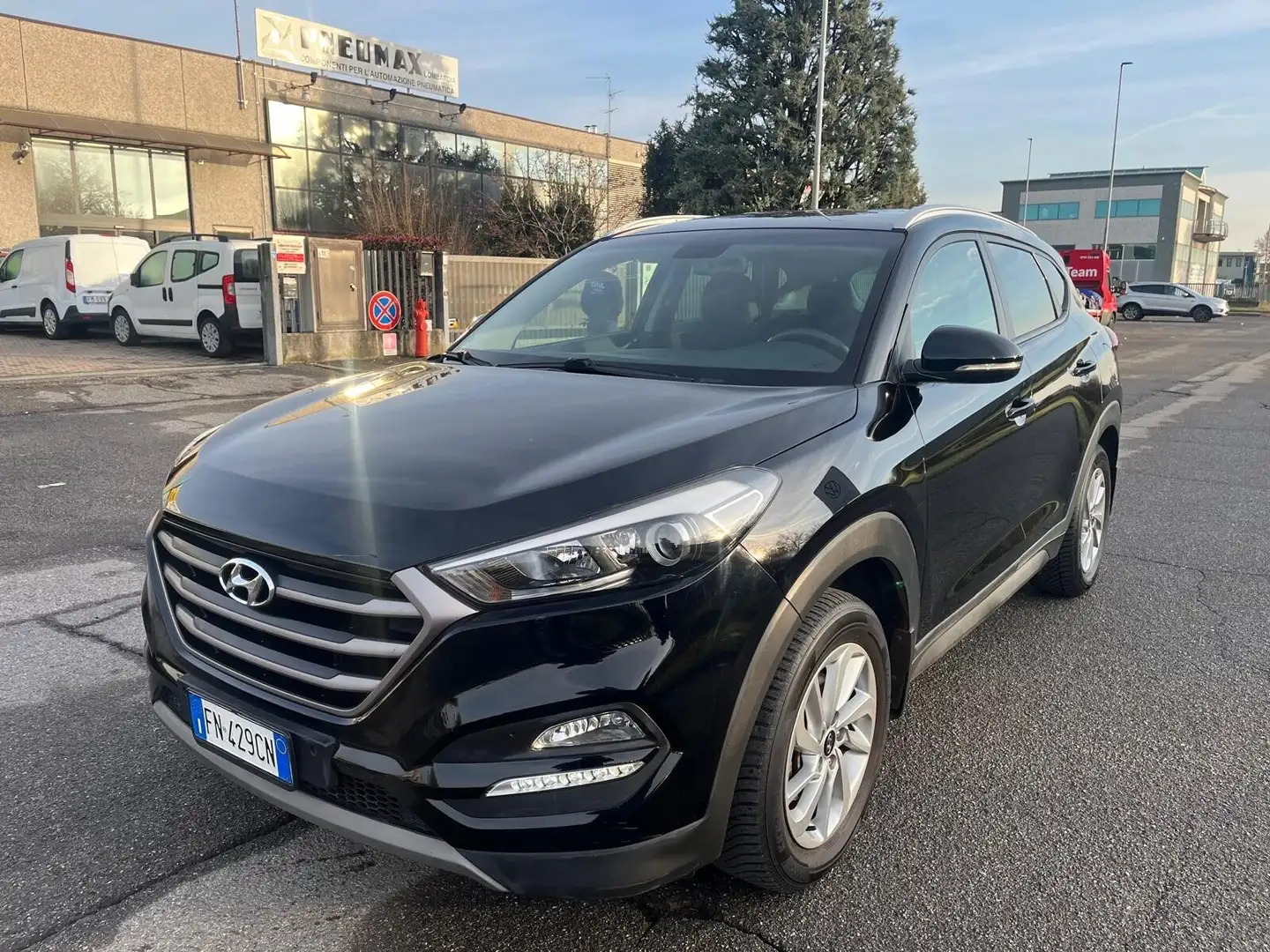 Hyundai TUCSON Tucson 1.7 CRDi Sound Edition Noir - 1