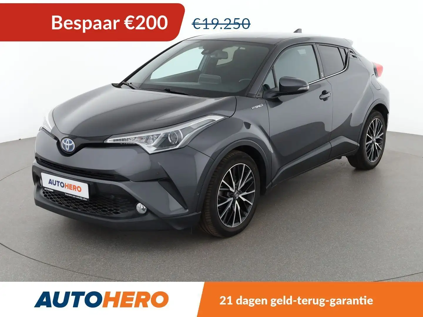 Toyota C-HR 1.8 Hybrid Team D Šedá - 1