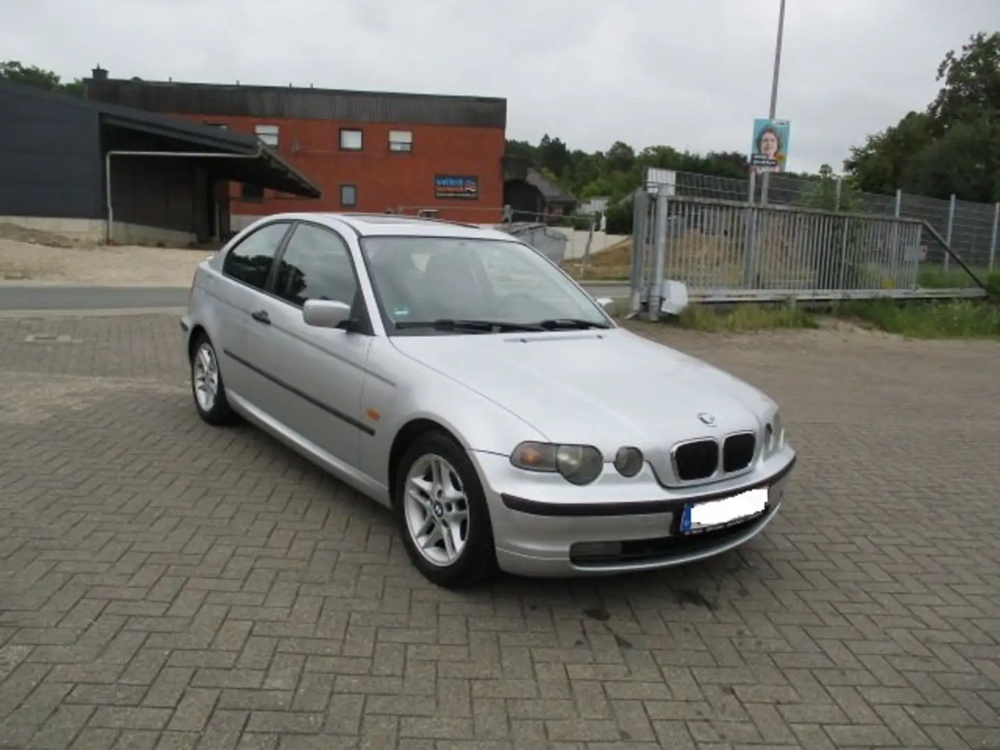 BMW 320 320td compact Edition Lifestyle Argintiu - 1
