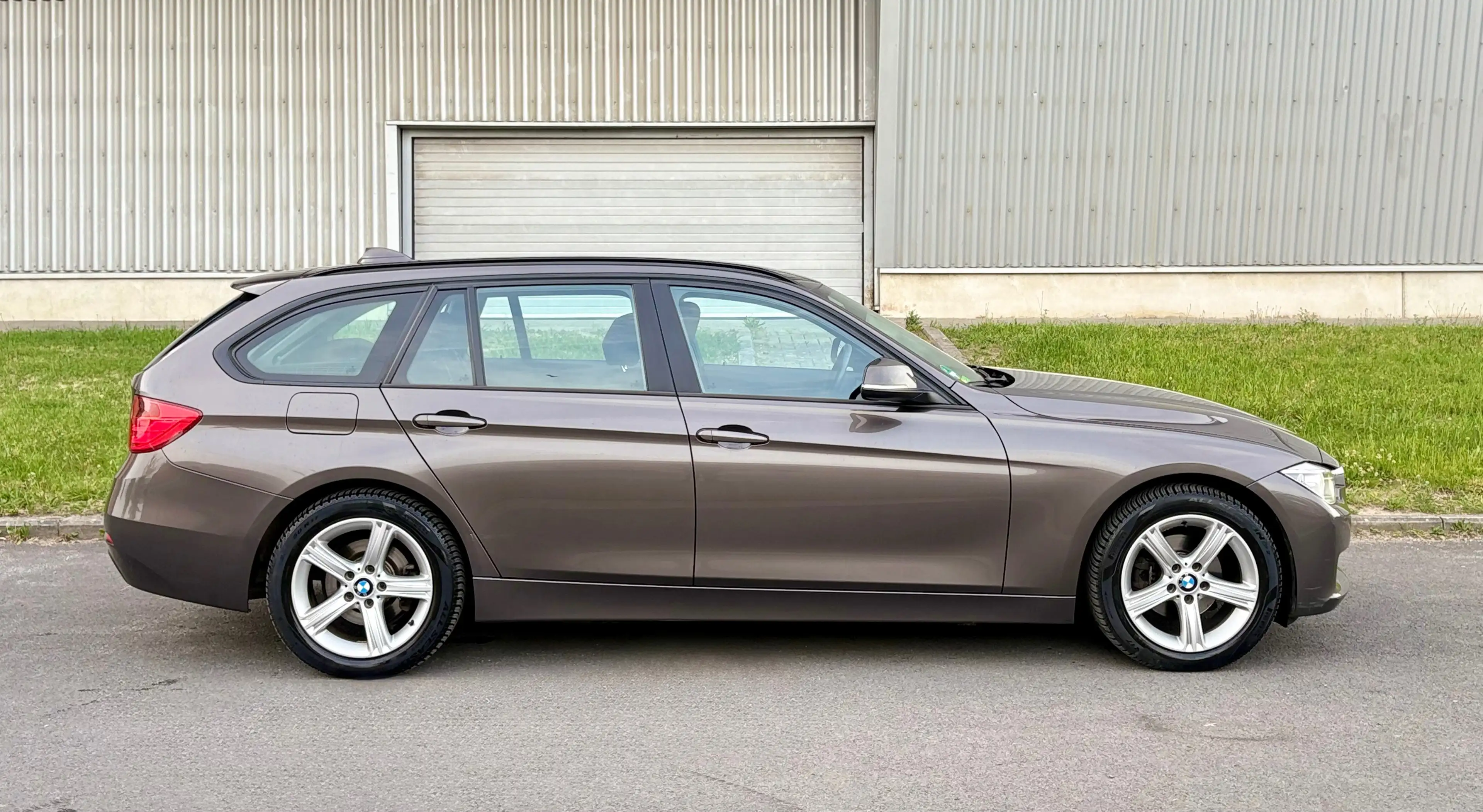 BMW 316 316i **TOURING**EURO6b**XENON,NAVI,AIRCO,CRUISE**GARANTIE12MOIS — photo 9