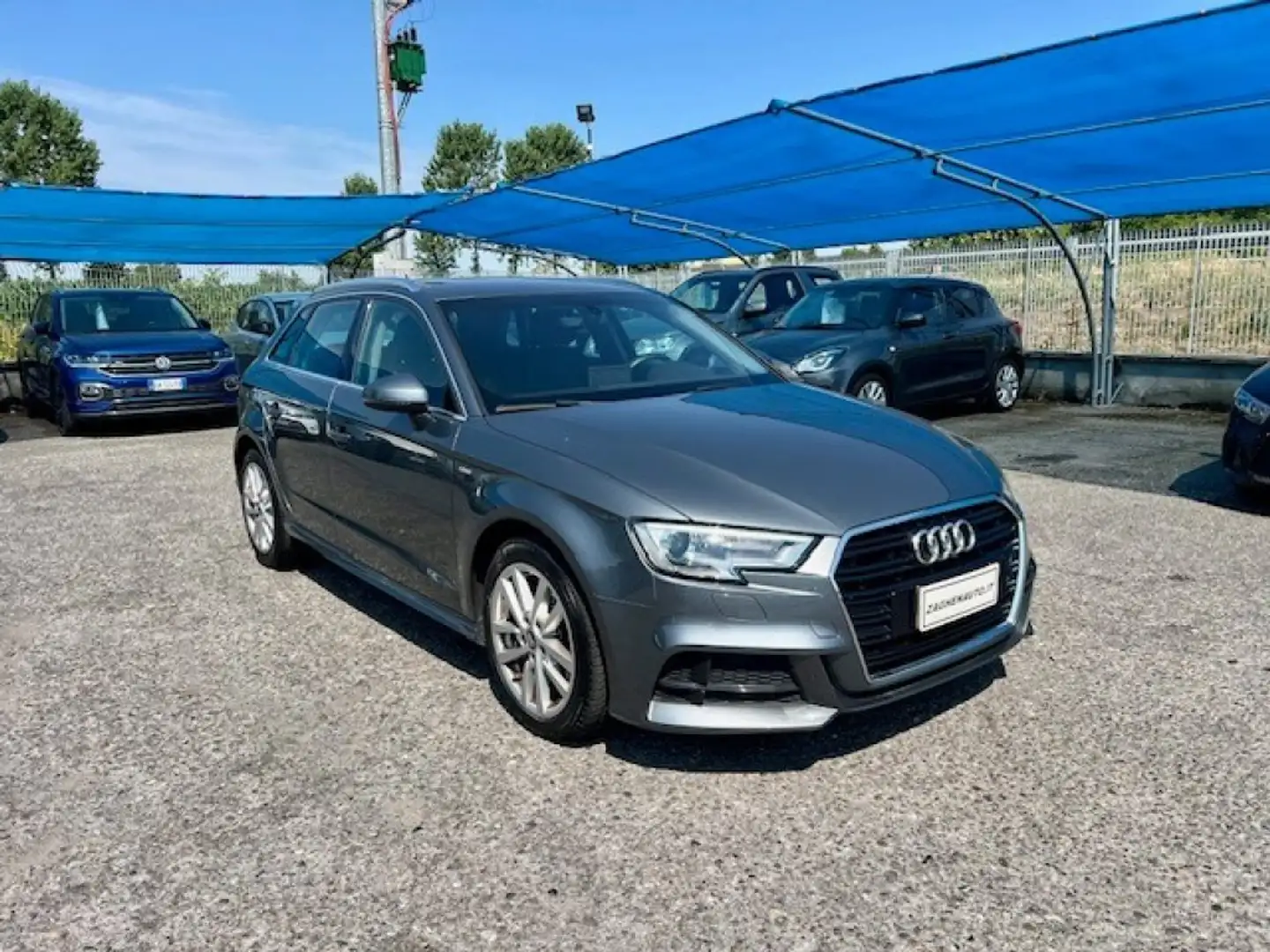 Audi A3 SPB 1.6 TDI 116 CV SLINE+NEOPATENTATI+ Grigio - 1