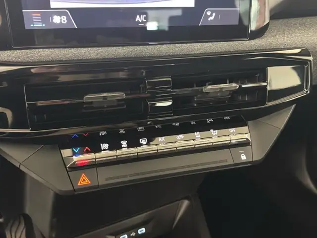 Renault Clio view 13