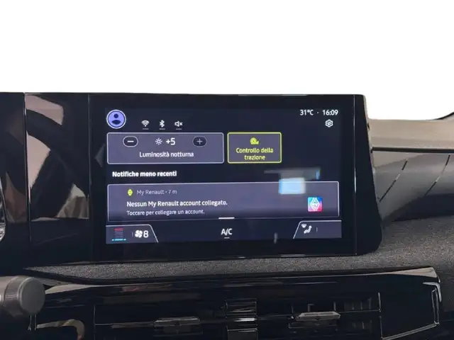 Renault Clio view 12