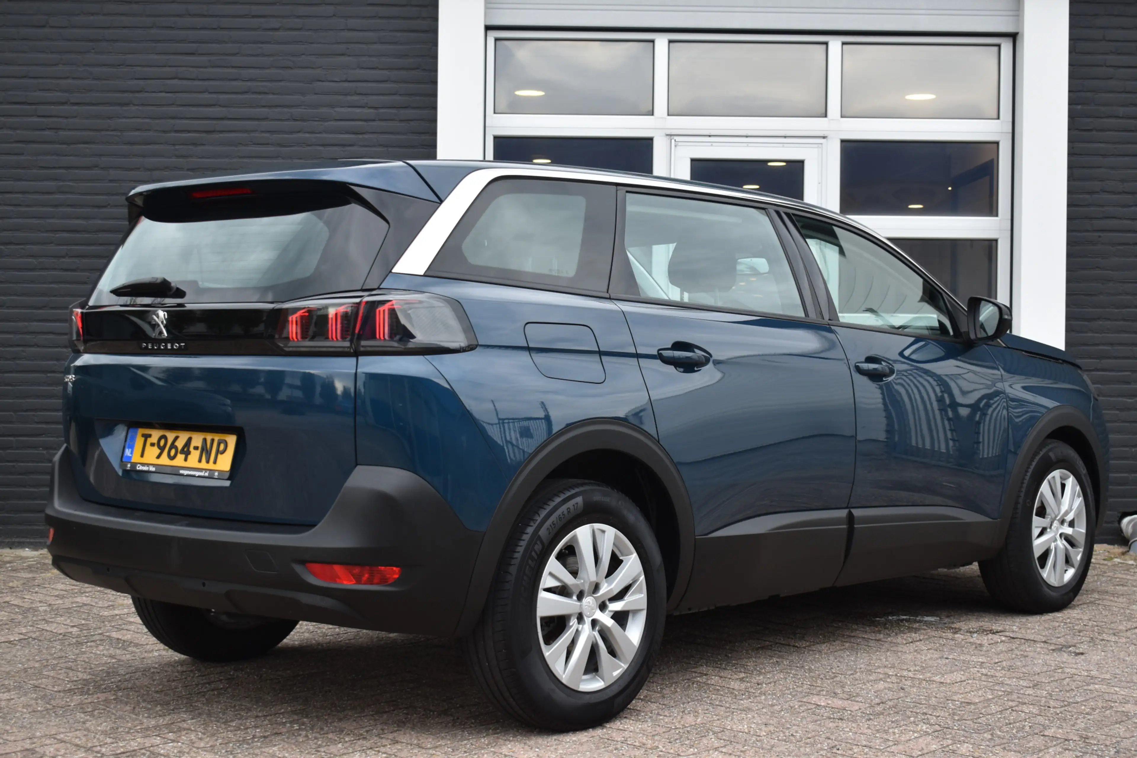 Peugeot 5008 PureTech 130 EAT8 Automaat GT | 7-persoons | Navig — photo 3