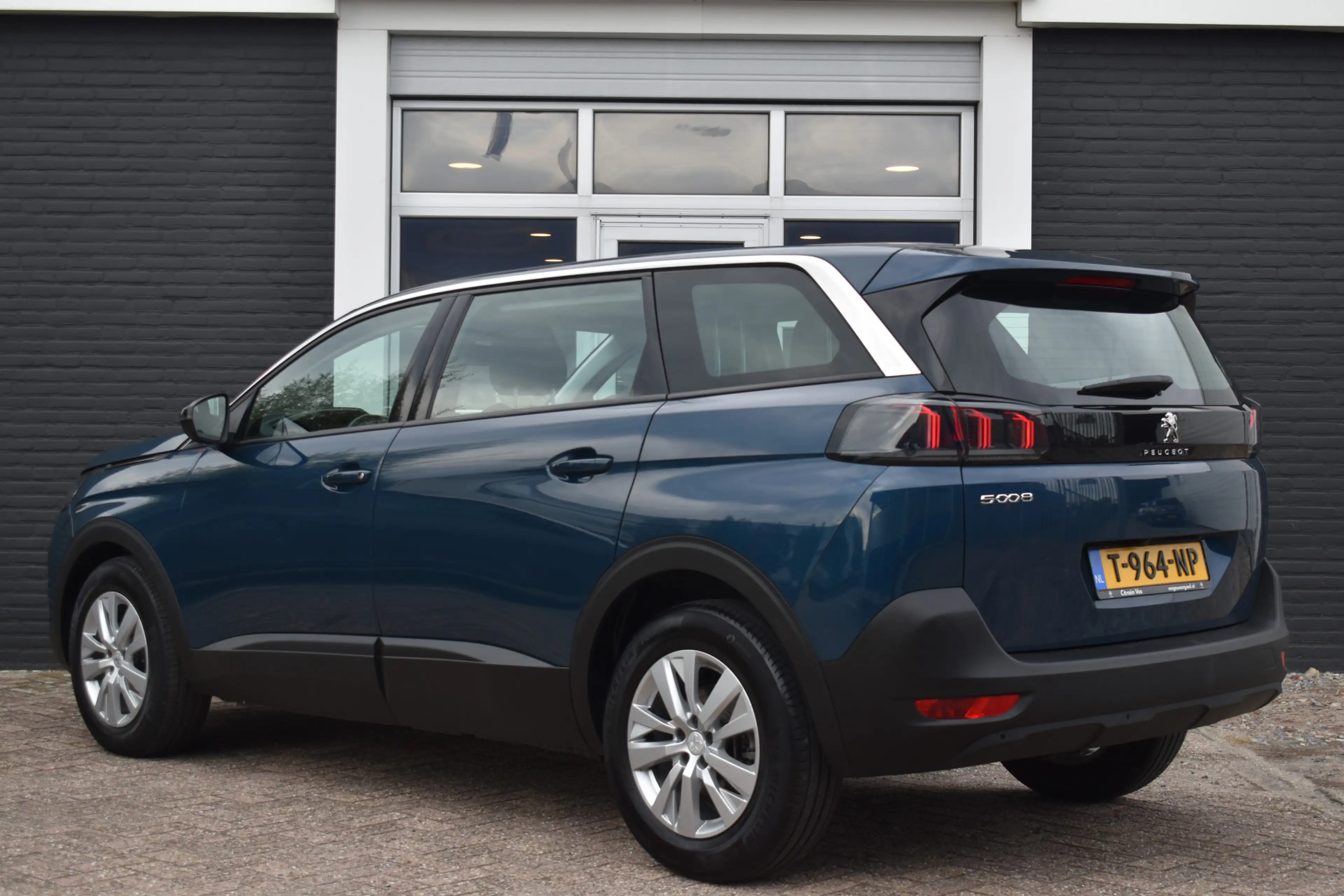 Peugeot 5008 PureTech 130 EAT8 Automaat GT | 7-persoons | Navig — photo 5