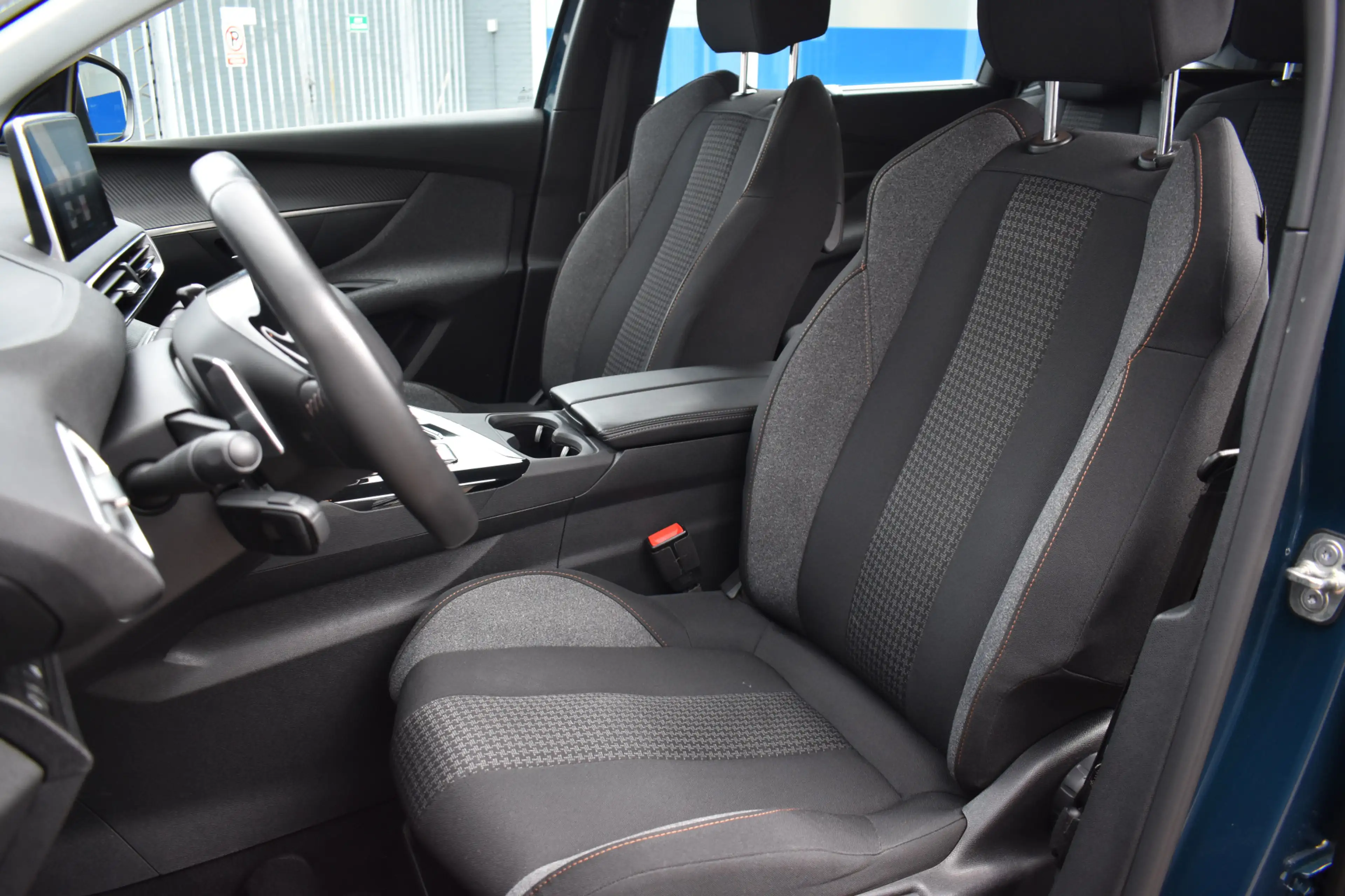 Peugeot 5008 PureTech 130 EAT8 Automaat GT | 7-persoons | Navig — photo 2