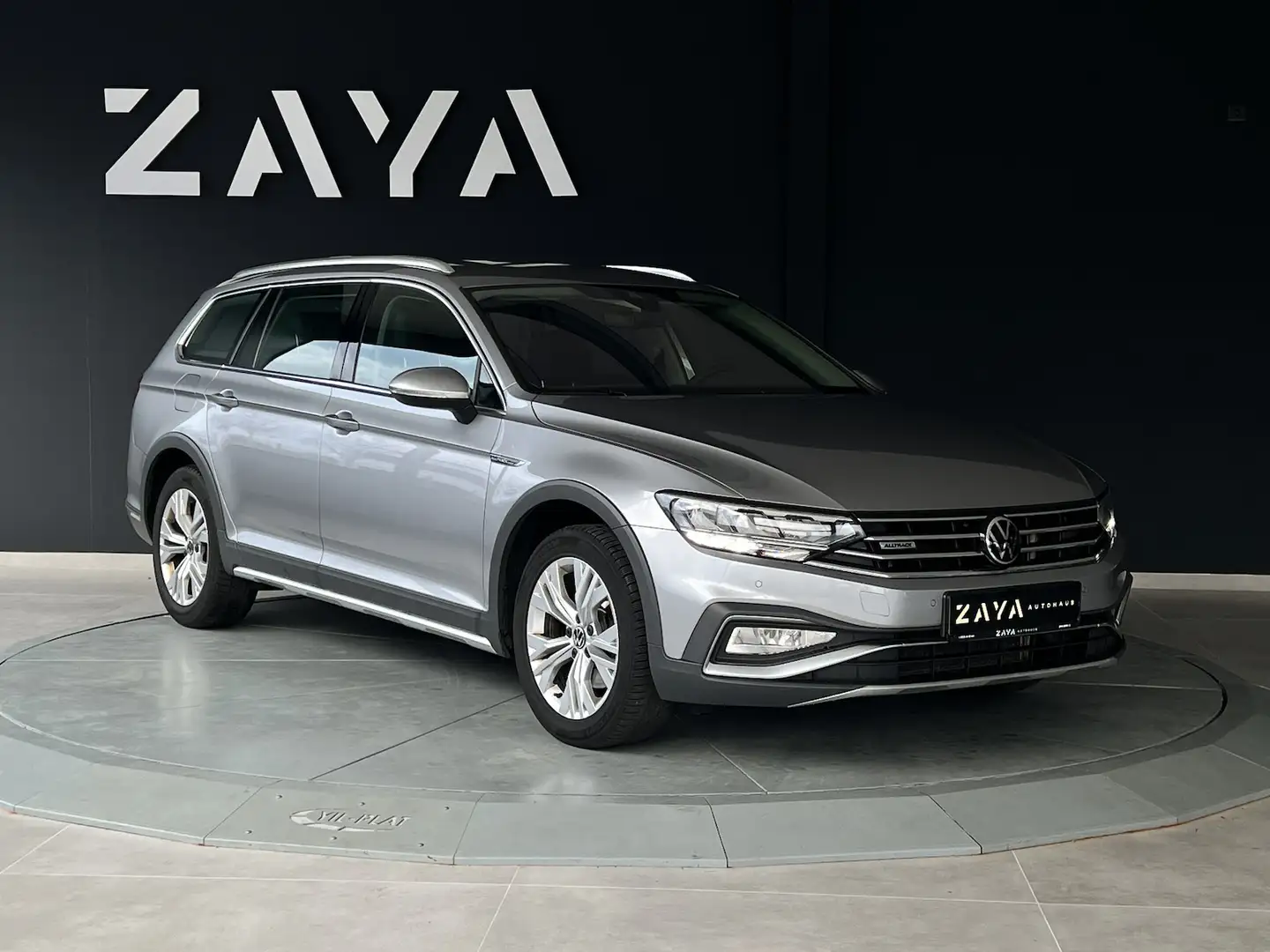 Volkswagen Passat Alltrack 2.0 TDI 4MOTION*DSG*AHK*NAVI*CAM Argent - 1