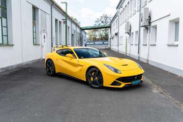 Berlinetta Giallo Modena *MwSt./Scheckheft*