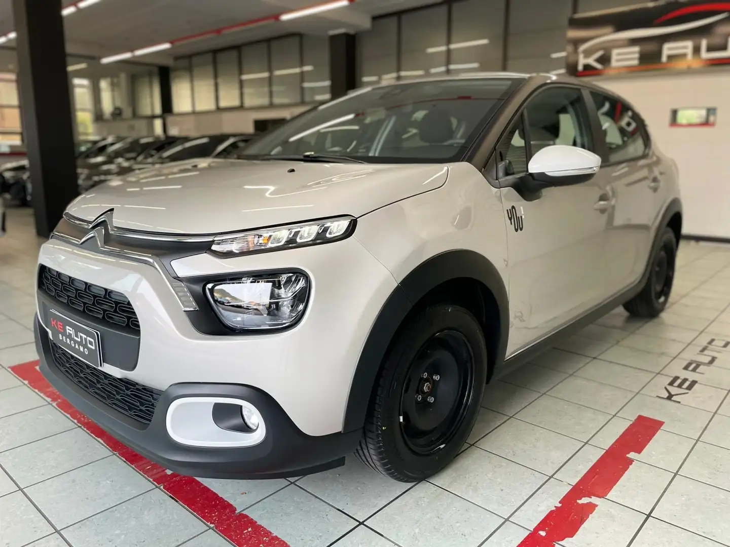 Citroen C3 1.2 puretech You s Beige - 1
