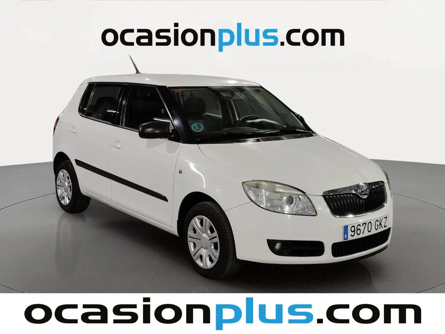 Skoda Fabia 1.2 Young Blanco - 2