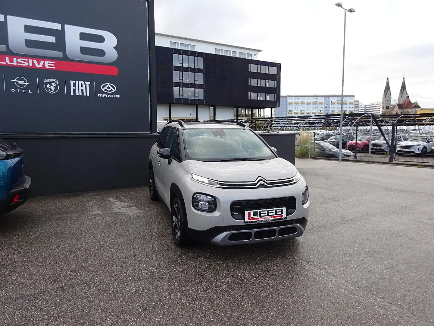 Citroen C3 Aircross PureTech 110 S&S EAT6 Shine Aut. Beige - 2