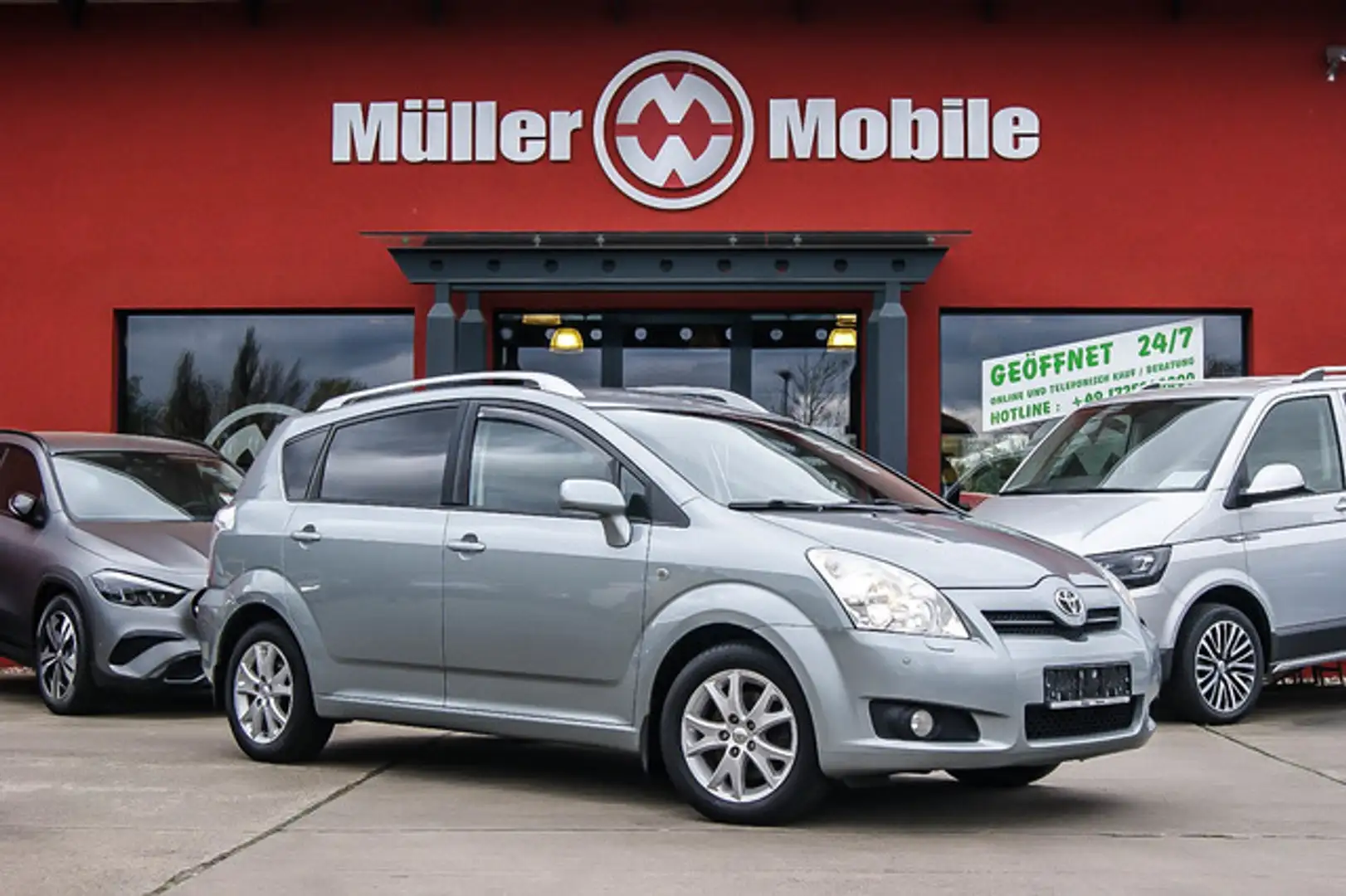 Toyota Corolla Verso 1.8 Team 7-SITZER FAMILIENBESITZ Grigio - 1