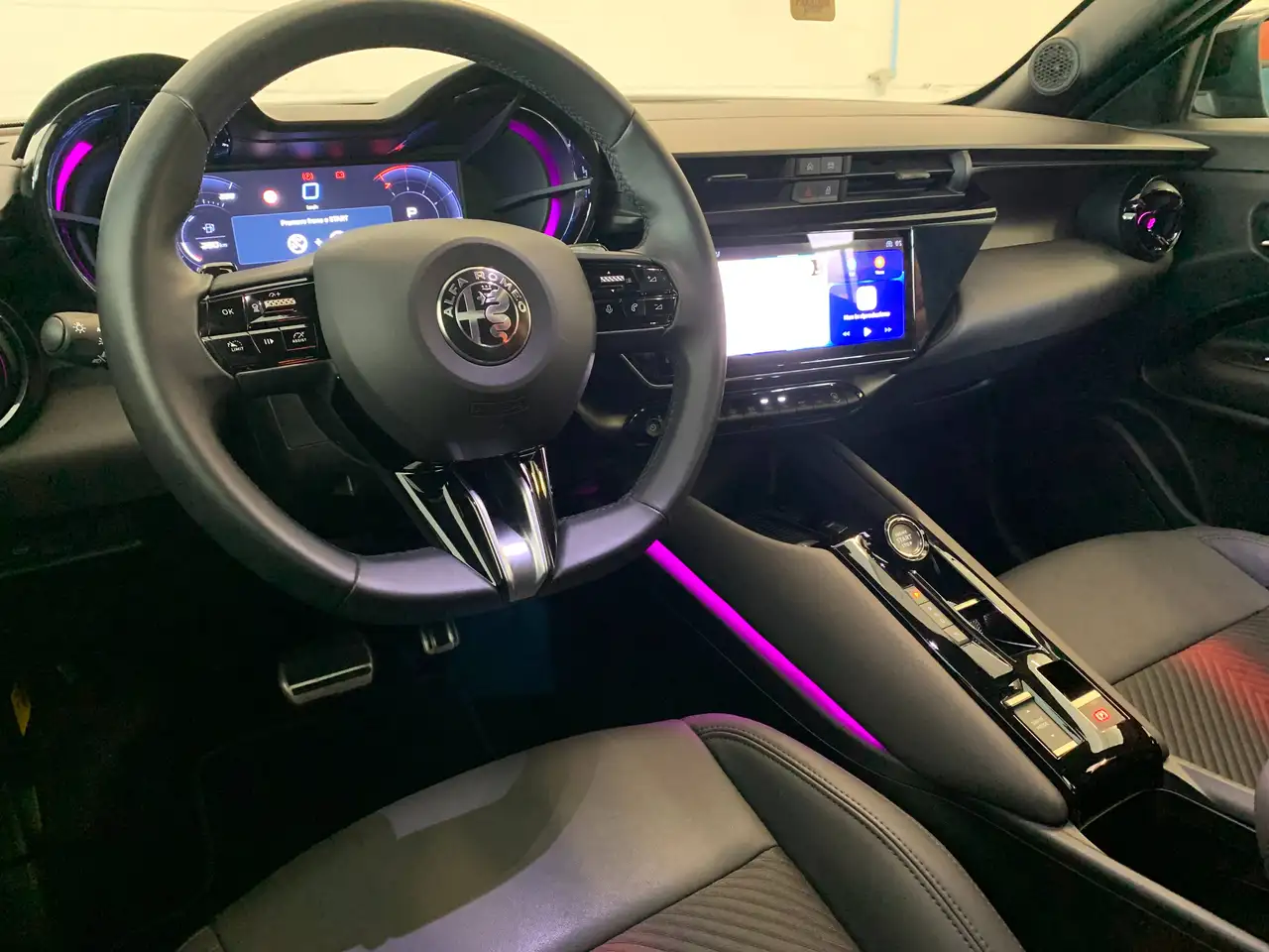Alfa Romeo Junior 2025 — фото 11