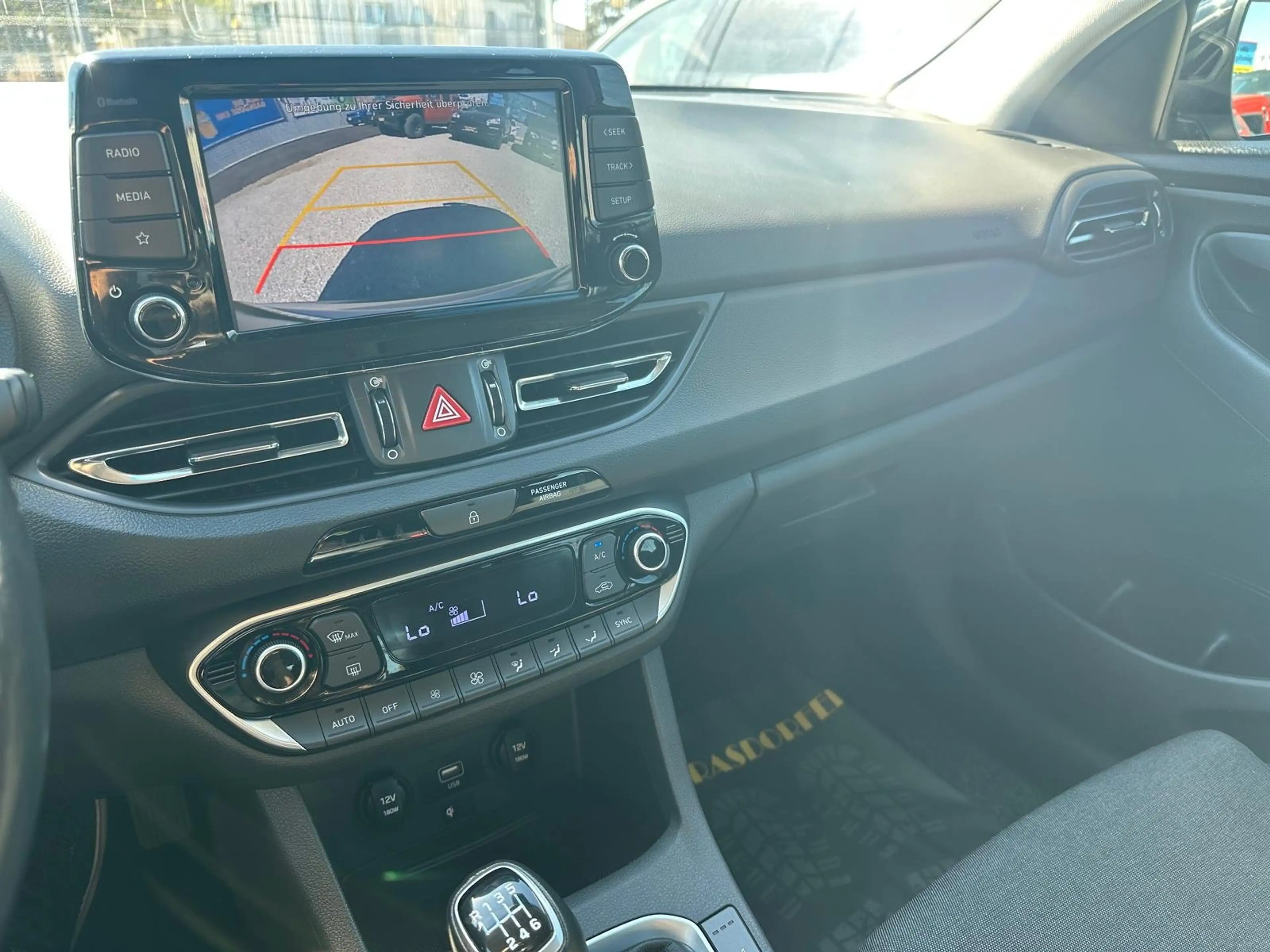 Hyundai i30 i30 CW 1,6 CRDi Feel Good **Finanzierung** — photo 13