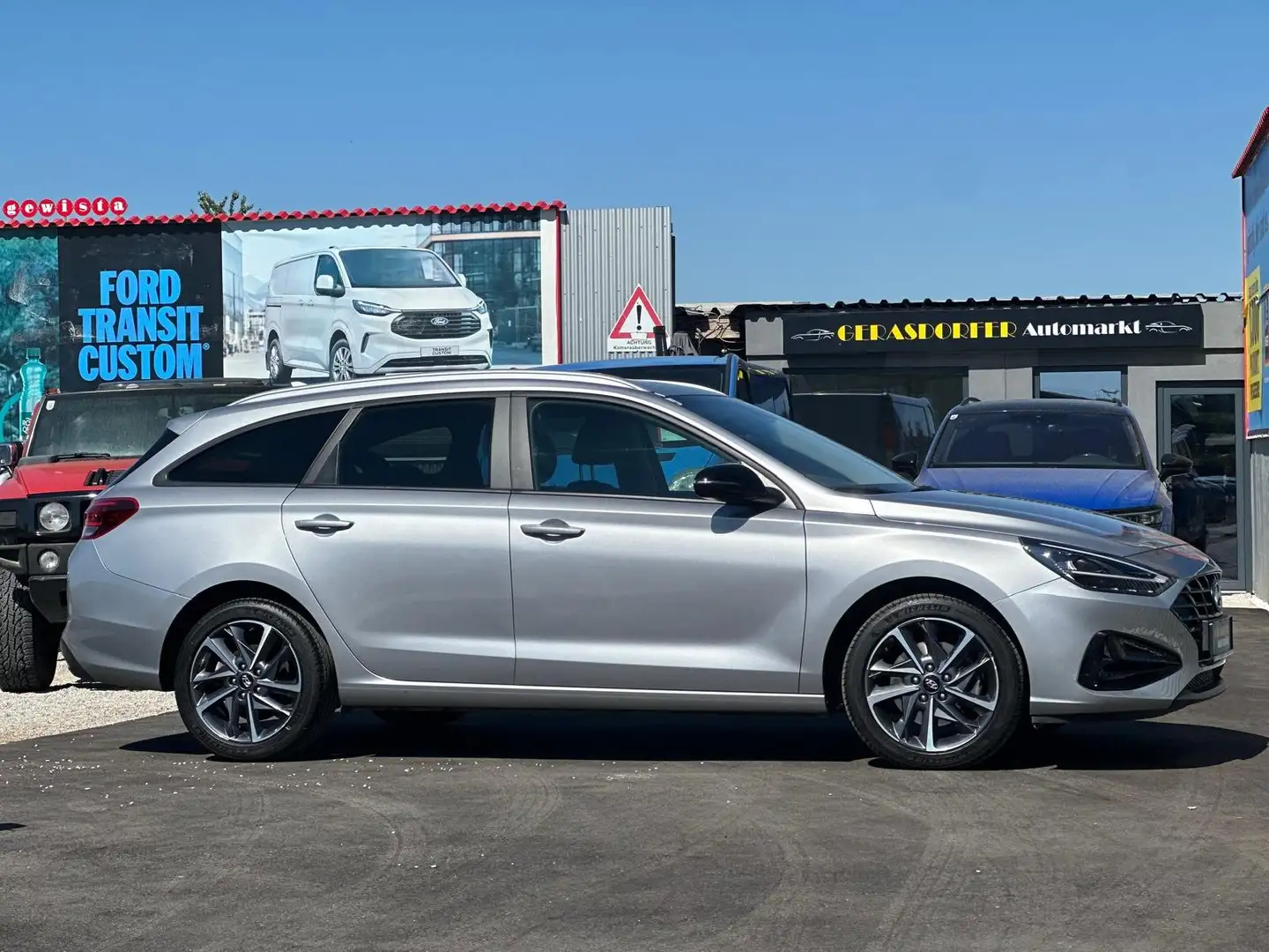 Hyundai i30 i30 CW 1,6 CRDi Feel Good **Finanzierung** Grau - 1