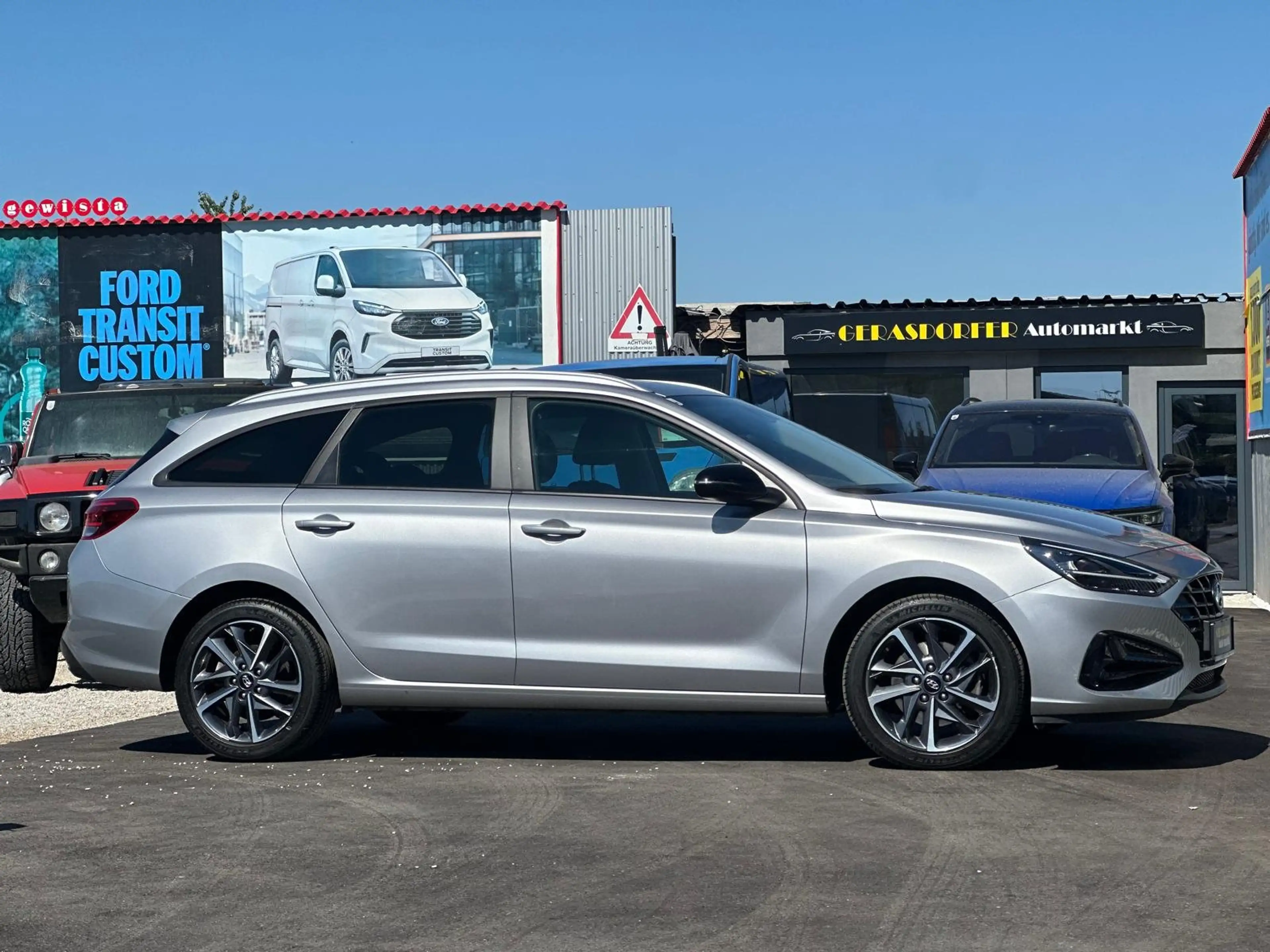 Hyundai i30 i30 CW 1,6 CRDi Feel Good **Finanzierung**