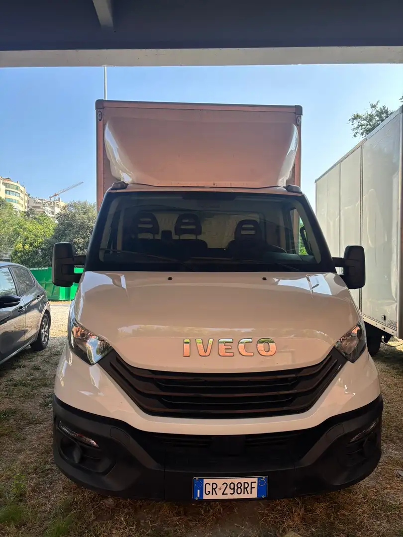 Iveco Daily full - 1